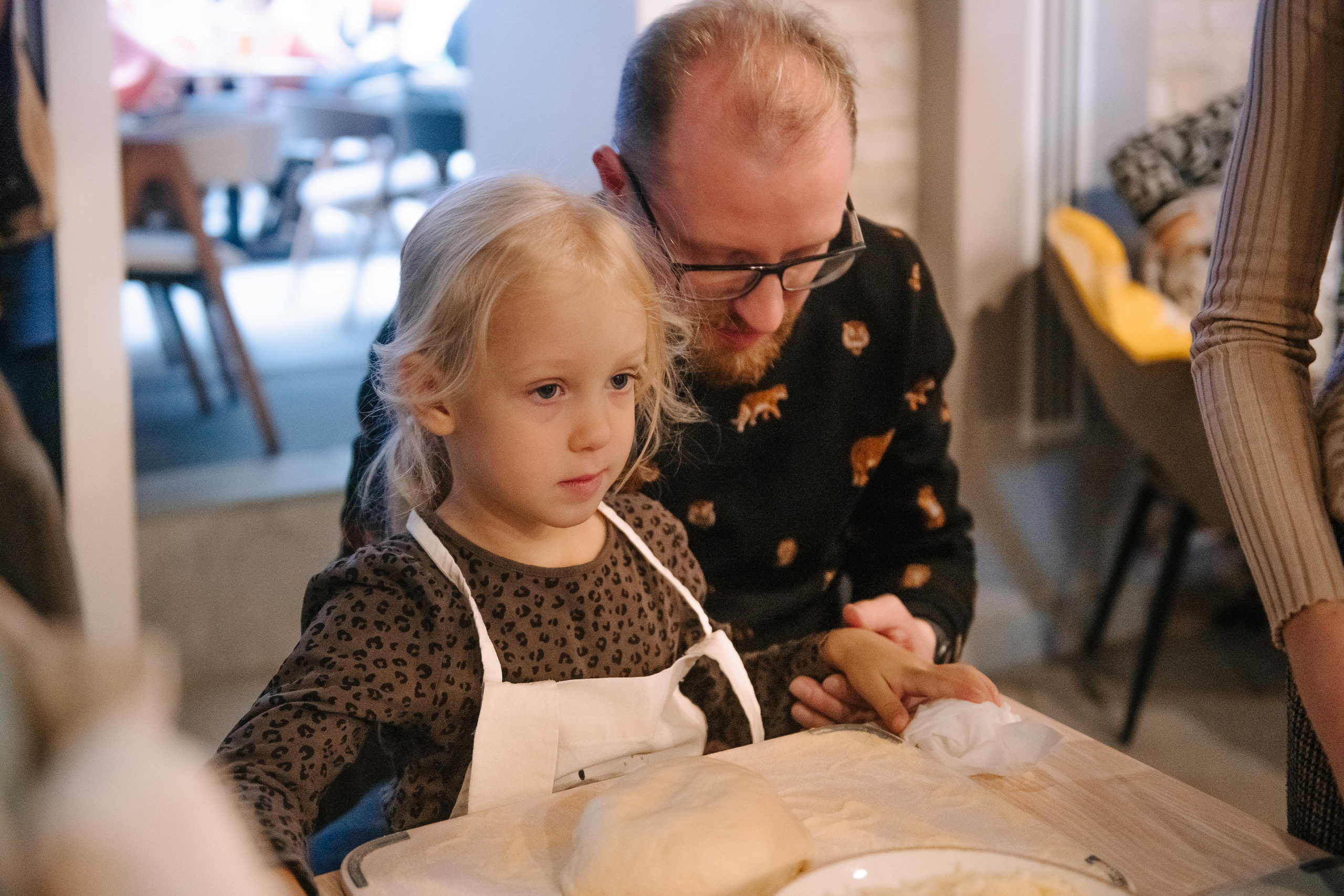 Гастродвор детский мастер-класс на Хеллоуин по приготовлению пиццы. Фотограф Валерия Голубева (Миронова)