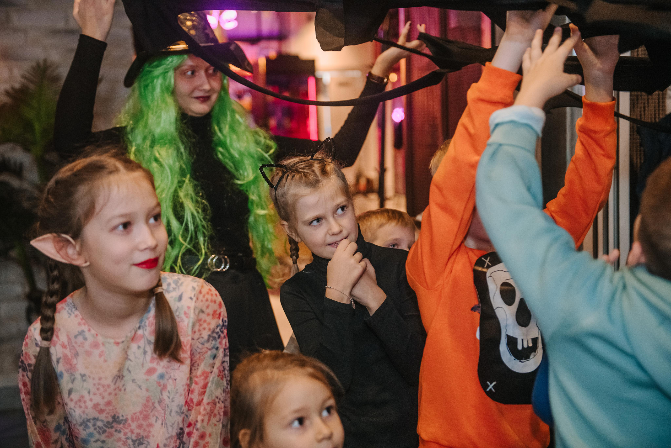 Гастродвор детский мастер-класс на Хеллоуин по приготовлению пиццы. Фотограф Валерия Голубева (Миронова)