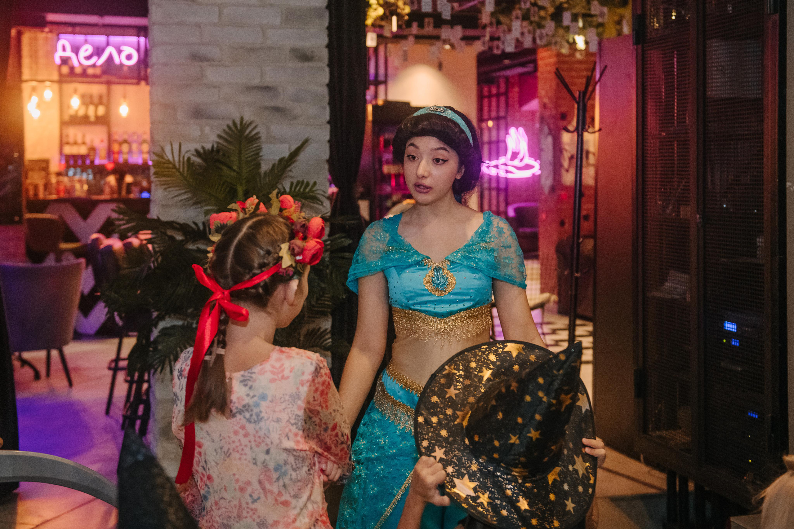 Гастродвор детский мастер-класс на Хеллоуин по приготовлению пиццы. Фотограф Валерия Голубева (Миронова)