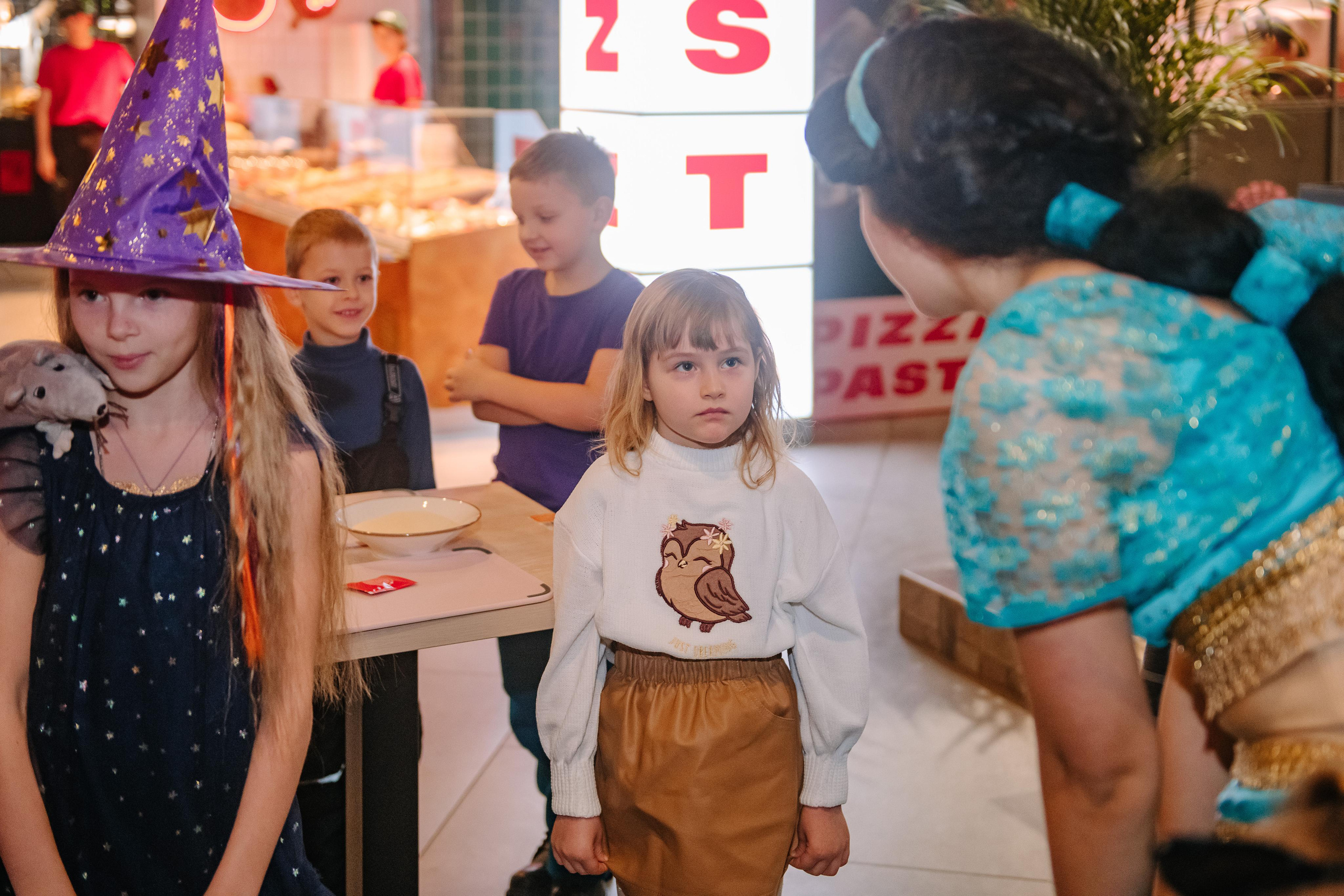 Гастродвор детский мастер-класс на Хеллоуин по приготовлению пиццы. Фотограф Валерия Голубева (Миронова)