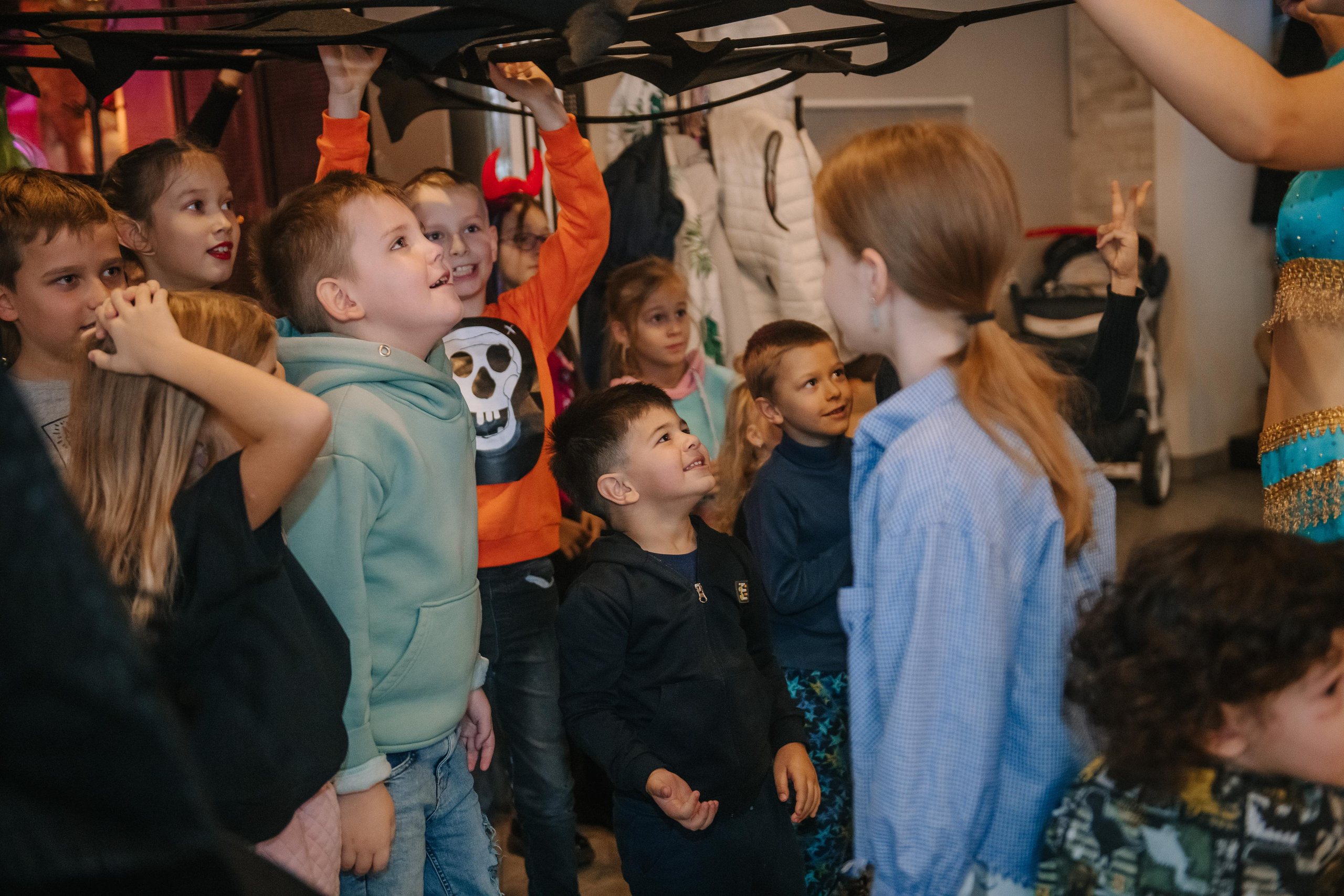 Гастродвор детский мастер-класс на Хеллоуин по приготовлению пиццы. Фотограф Валерия Голубева (Миронова)