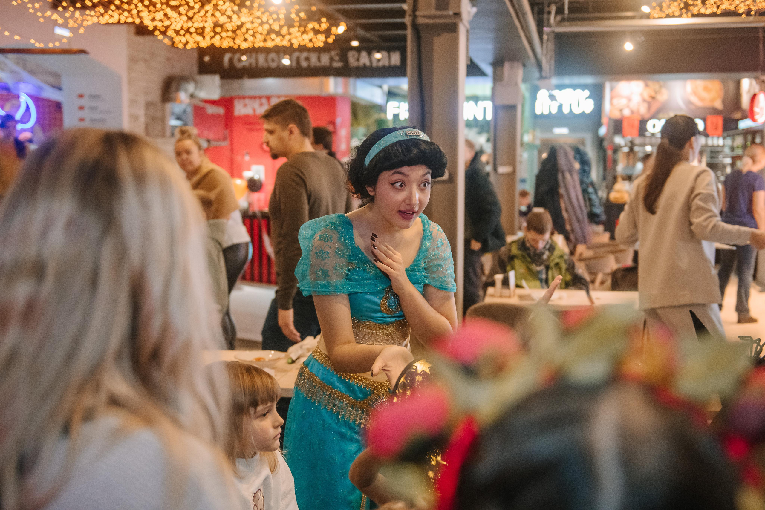 Гастродвор детский мастер-класс на Хеллоуин по приготовлению пиццы. Фотограф Валерия Голубева (Миронова)