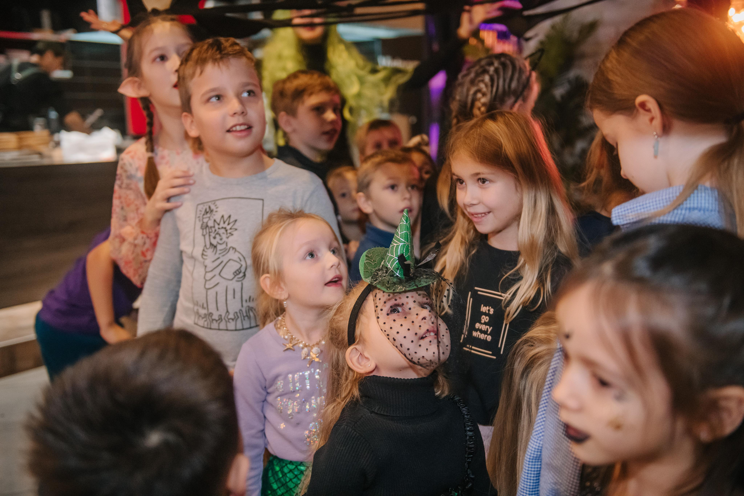 Гастродвор детский мастер-класс на Хеллоуин по приготовлению пиццы. Фотограф Валерия Голубева (Миронова)