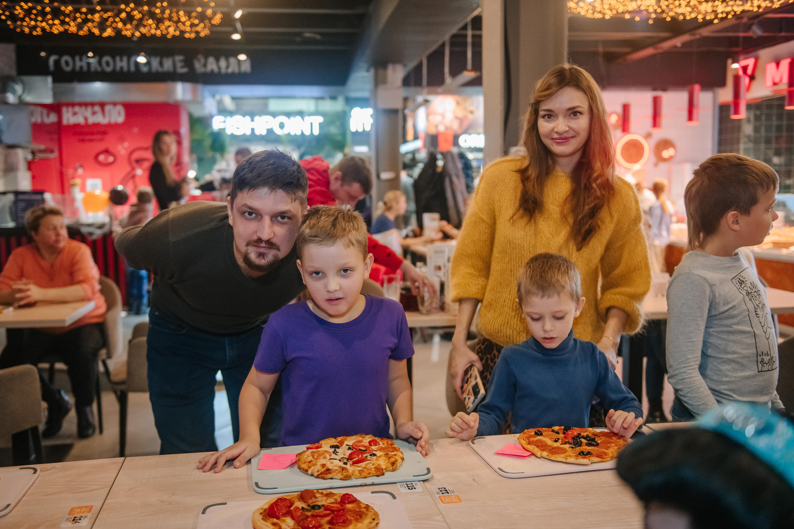 Гастродвор детский мастер-класс на Хеллоуин по приготовлению пиццы. Фотограф Валерия Голубева (Миронова)