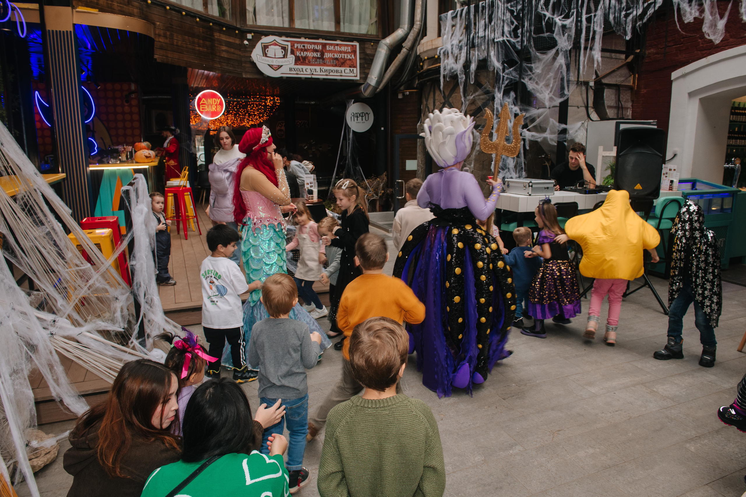 Гастродвор бранч на Хеллоуин. Фотограф Валерия Голубева (Миронова)