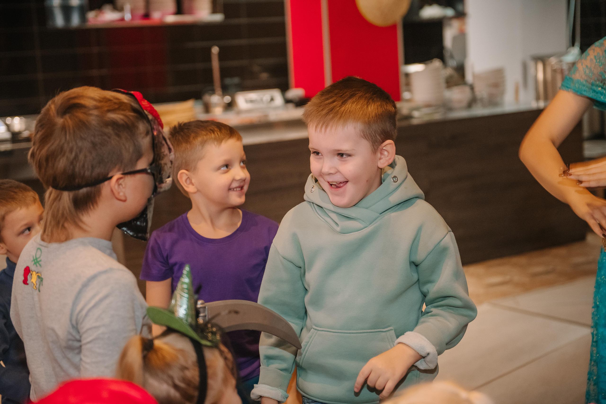 Гастродвор детский мастер-класс на Хеллоуин по приготовлению пиццы. Фотограф Валерия Голубева (Миронова)