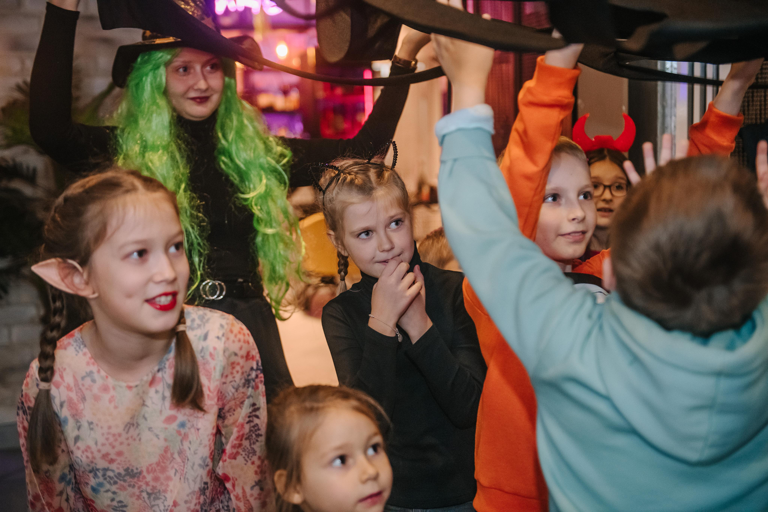 Гастродвор детский мастер-класс на Хеллоуин по приготовлению пиццы. Фотограф Валерия Голубева (Миронова)