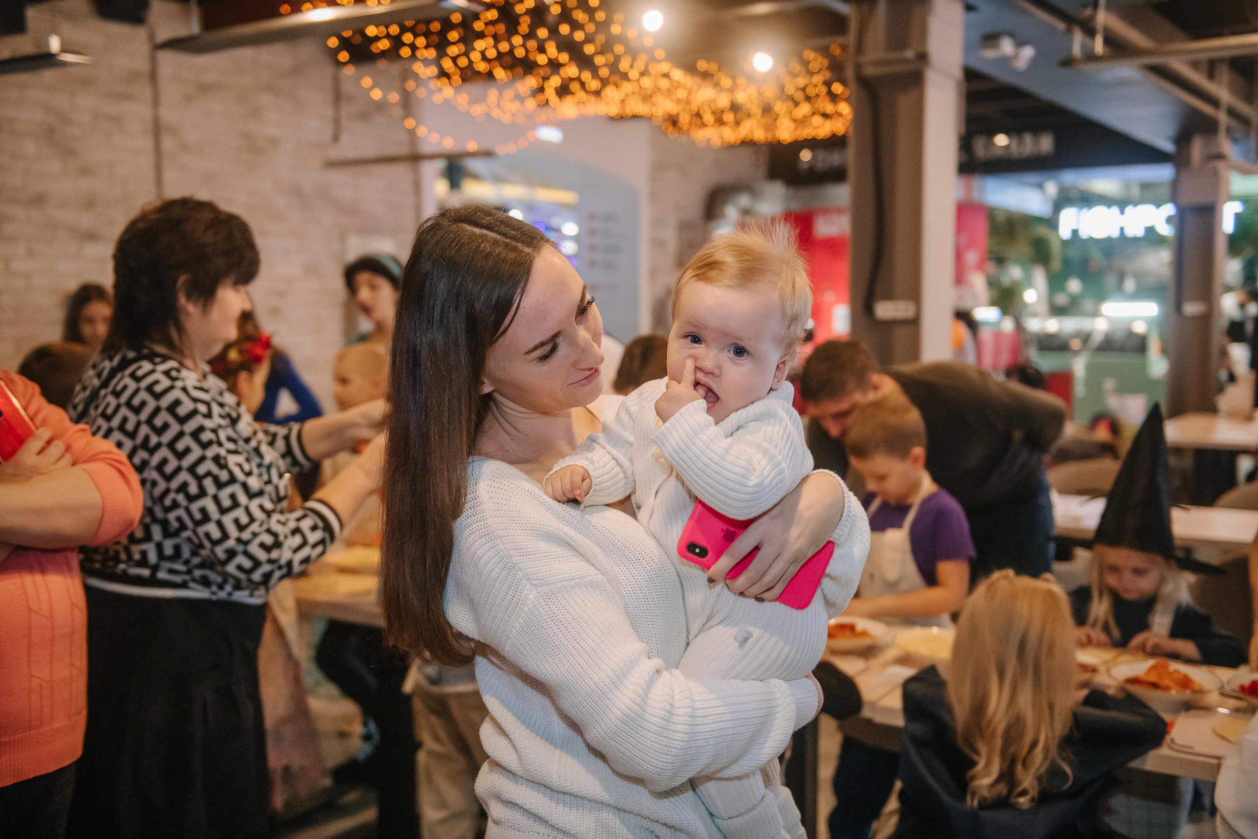 Гастродвор детский мастер-класс на Хеллоуин по приготовлению пиццы. Фотограф Валерия Голубева (Миронова)