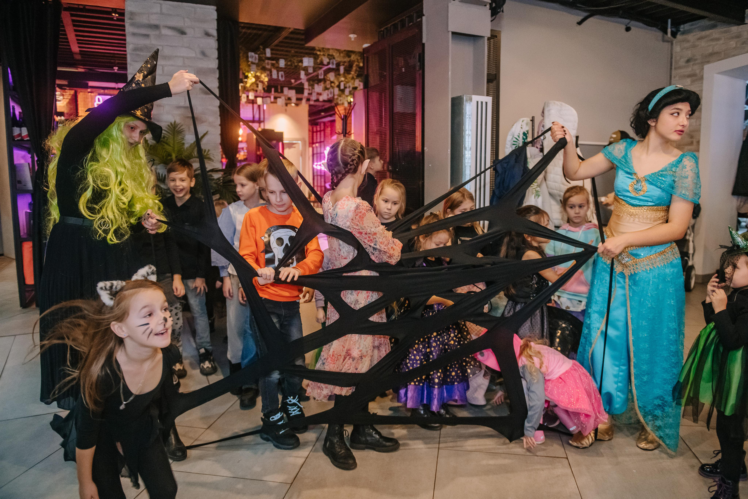 Гастродвор детский мастер-класс на Хеллоуин по приготовлению пиццы. Фотограф Валерия Голубева (Миронова)