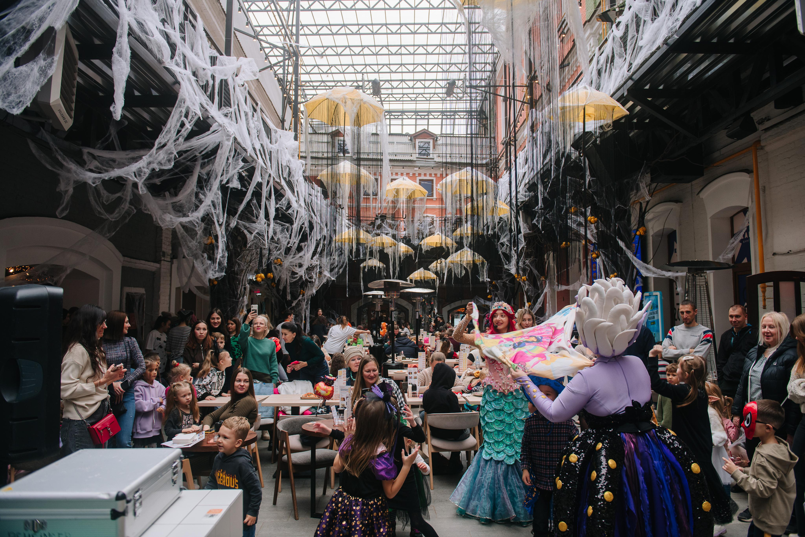 Гастродвор бранч на Хеллоуин. Фотограф Валерия Голубева (Миронова)