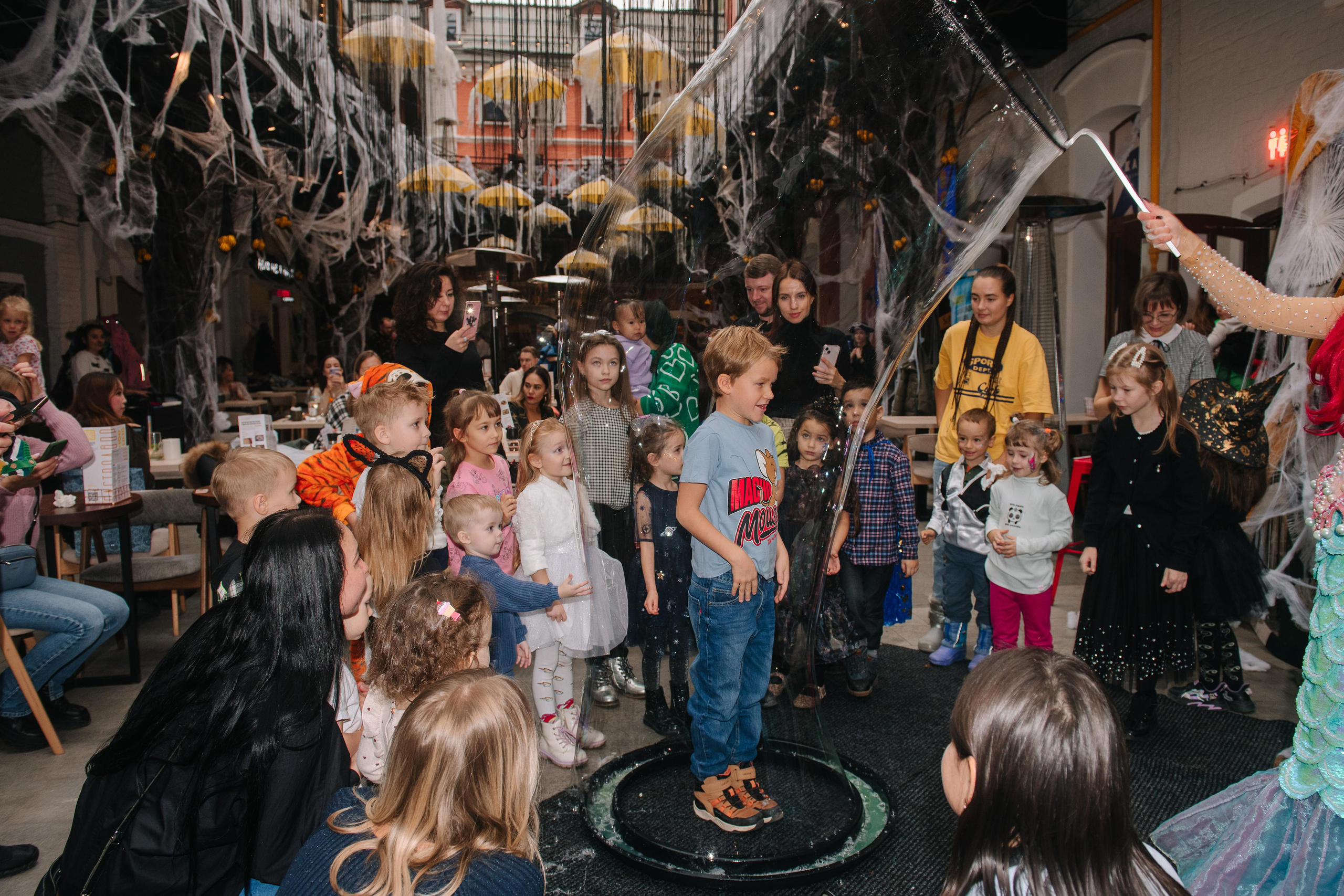 Гастродвор бранч на Хеллоуин. Фотограф Валерия Голубева (Миронова)