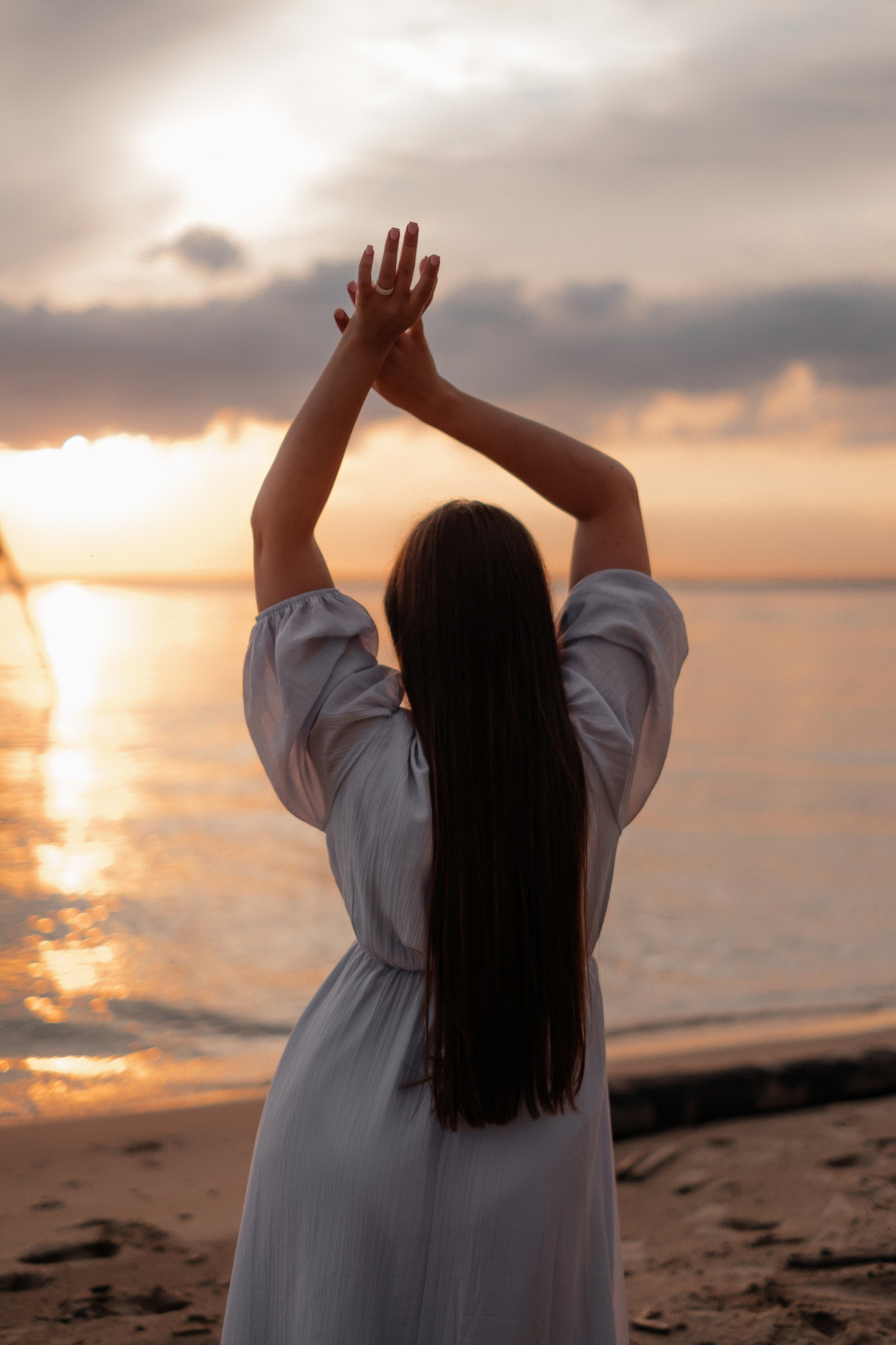 Алина, Ярослав и Тая на берегу. Фотограф в Новосибирске Диана Ильиных