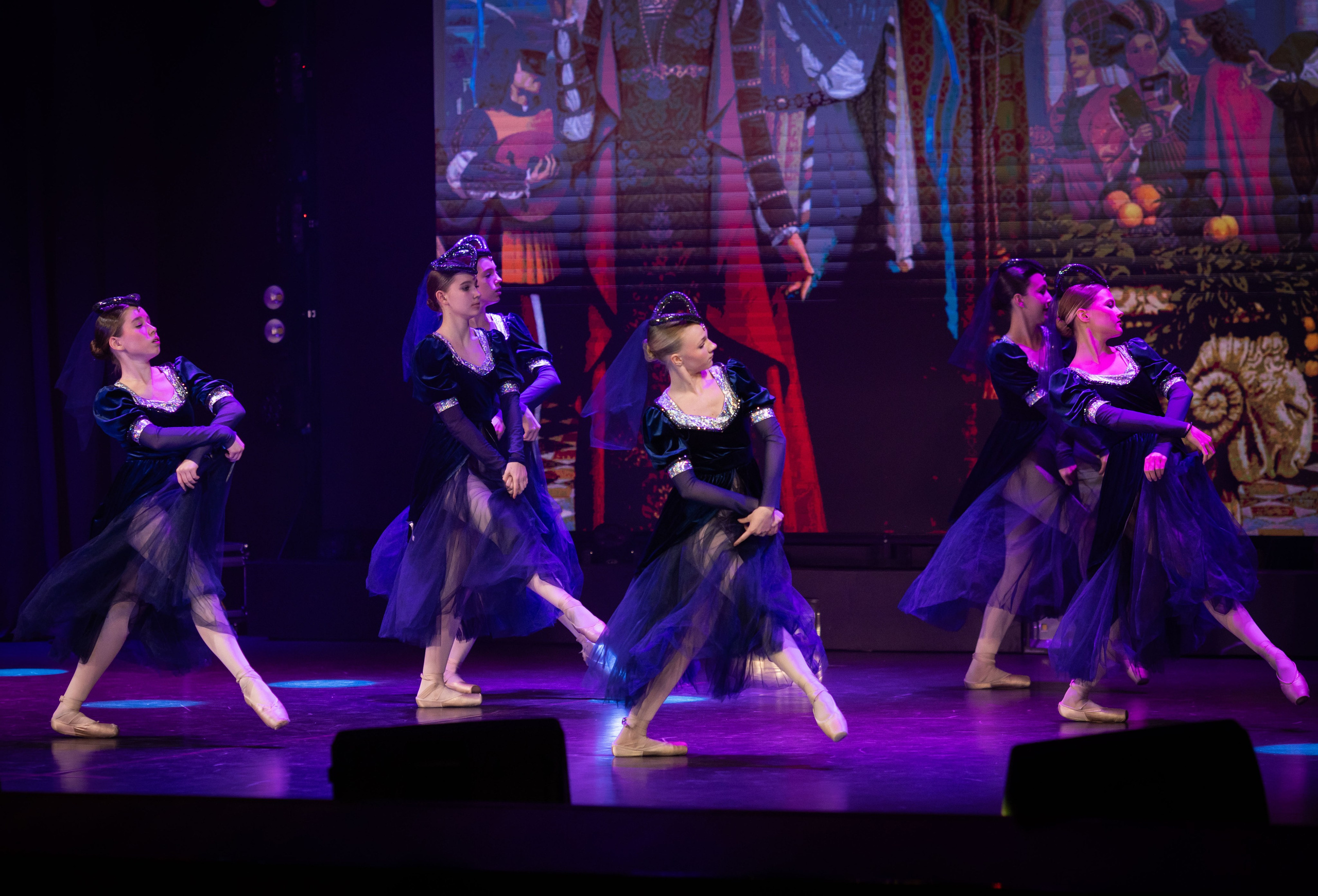 Дк Воровского отчетный концерт. Семейный и детский фотограф Анна Петракова