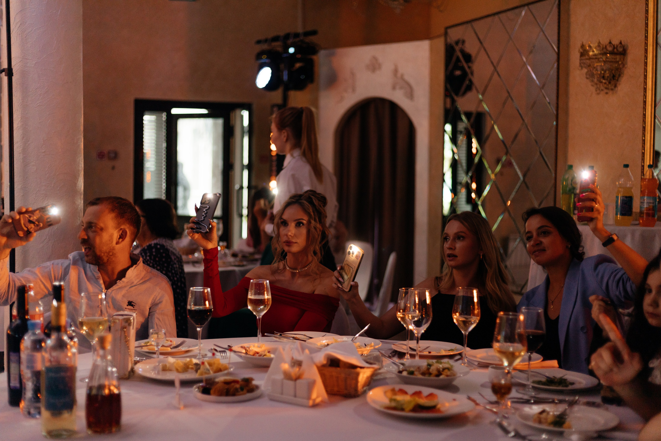 Нежные мгновения свадьбы: Семён и Вероника. Фотограф Семён Гнеушев