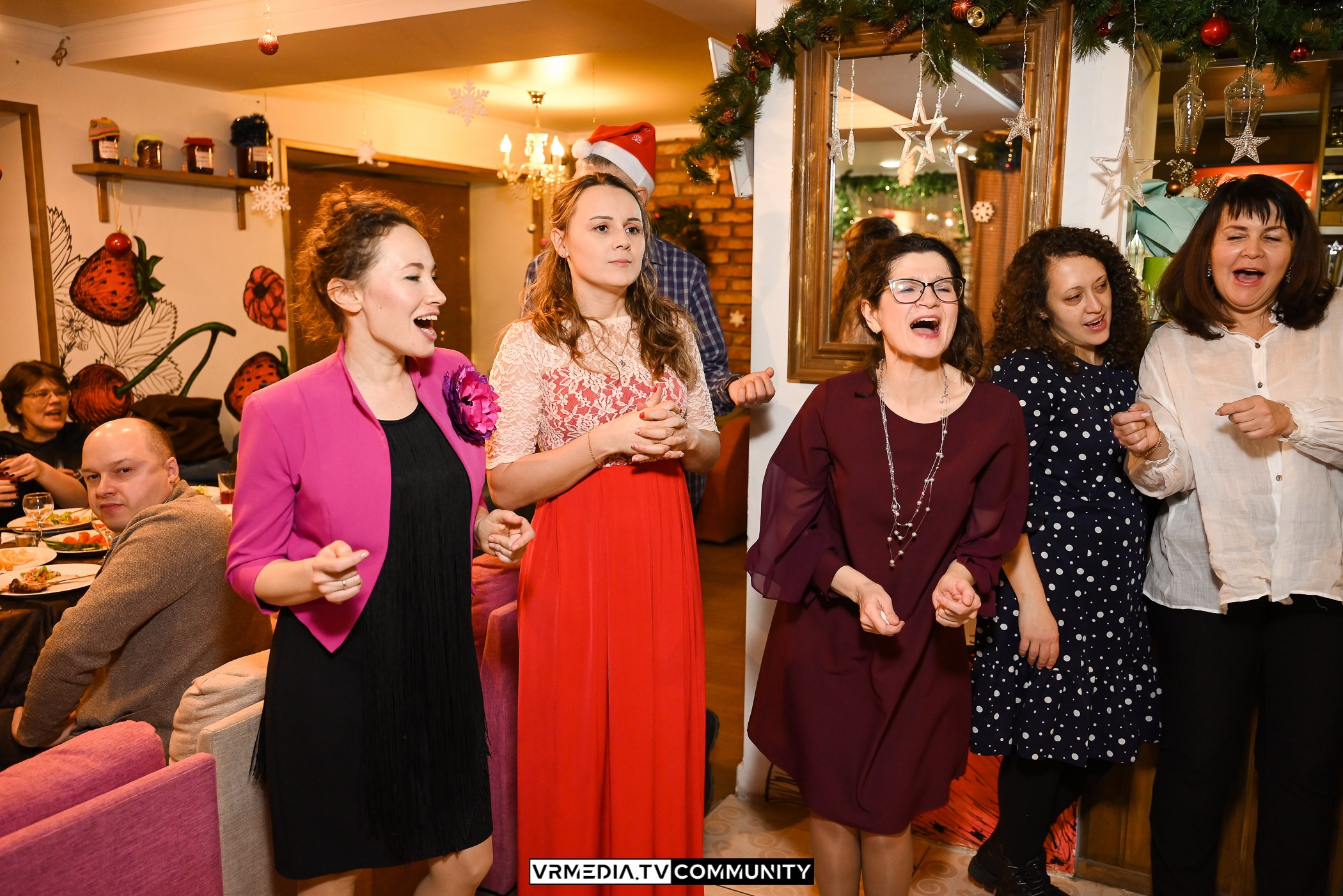 Новогодний вечер в кафе «КАмпот»