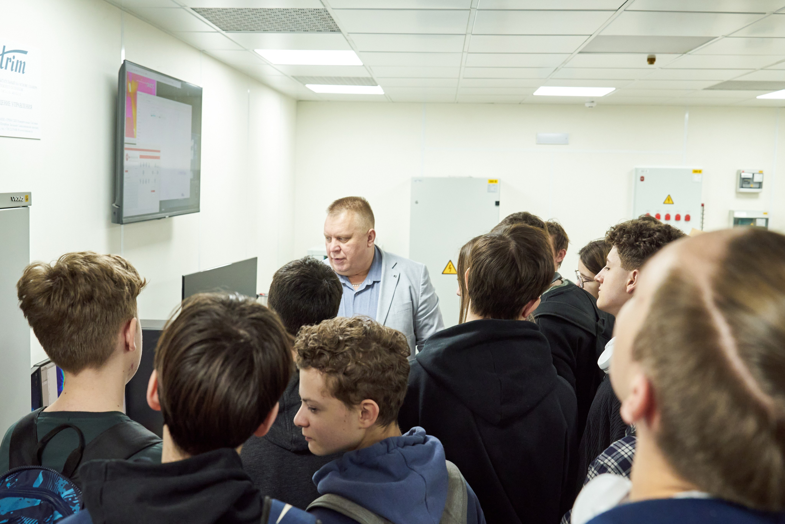 Экскурсия в «Газпром Космические системы». Фотограф Щёлково