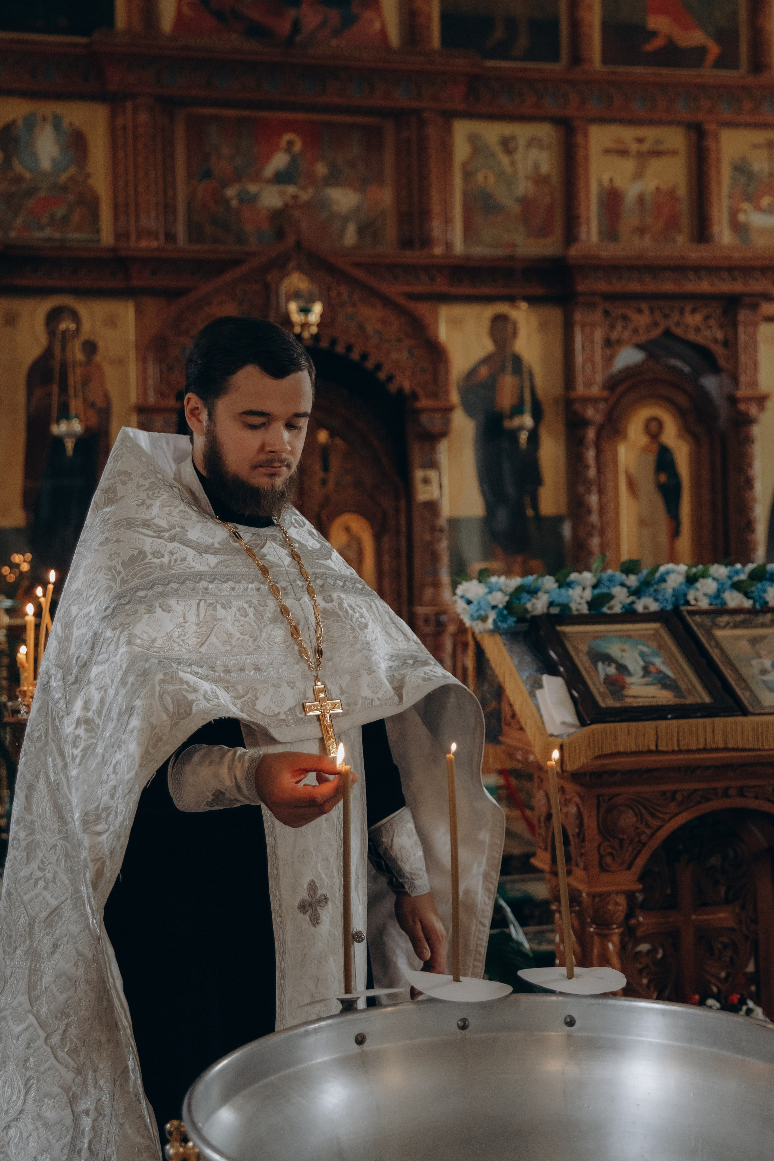 Таинство Крещения. Северная церковь. Фотограф Новый Уренгой I Ньюборн I Фотограф материнства I ЯНАО