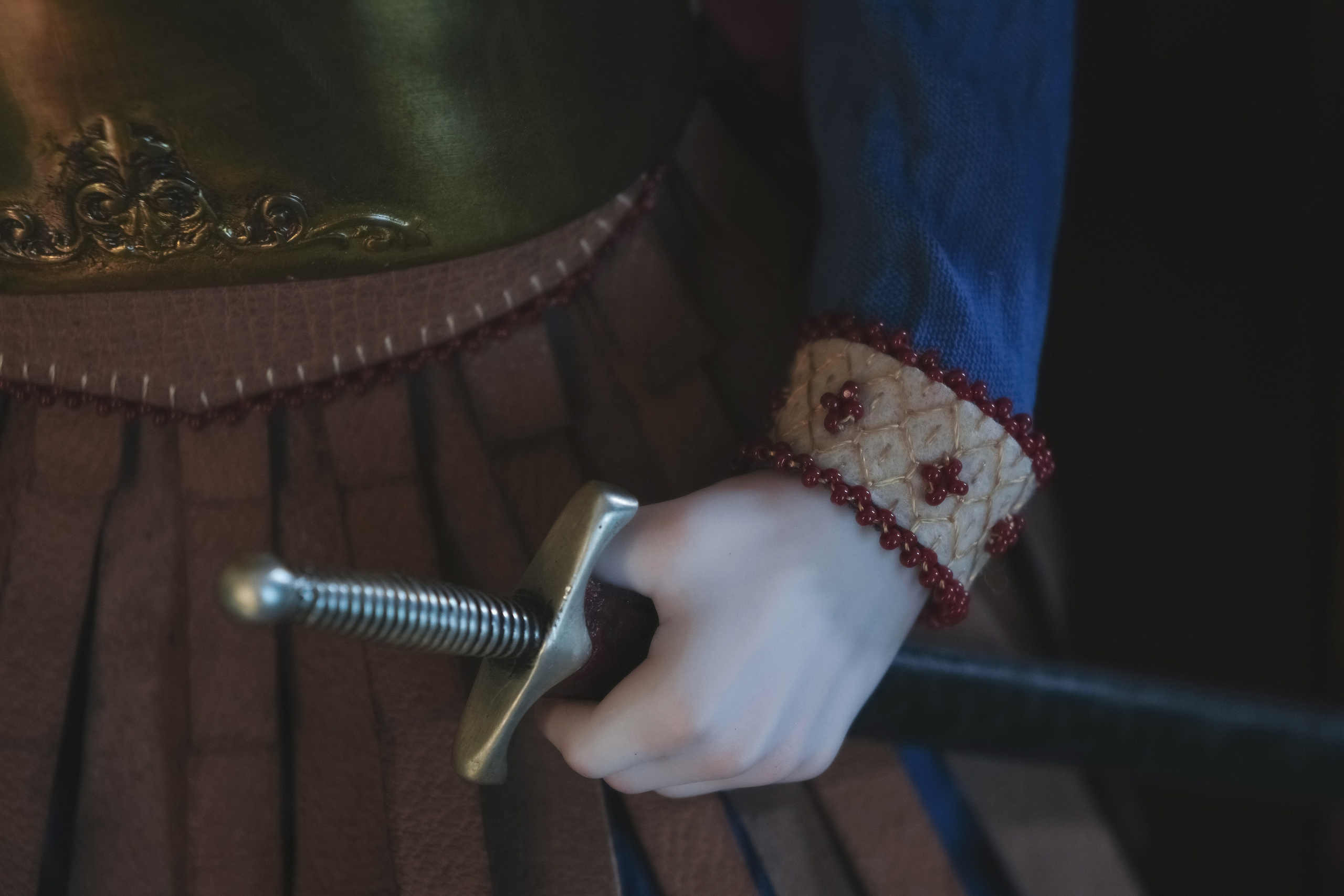 Шарнирная скульптура Святого Георгия 200 тыс руб. Авторские Шарнирные куклы и украшения из фарфора Алексаны Лавринчук