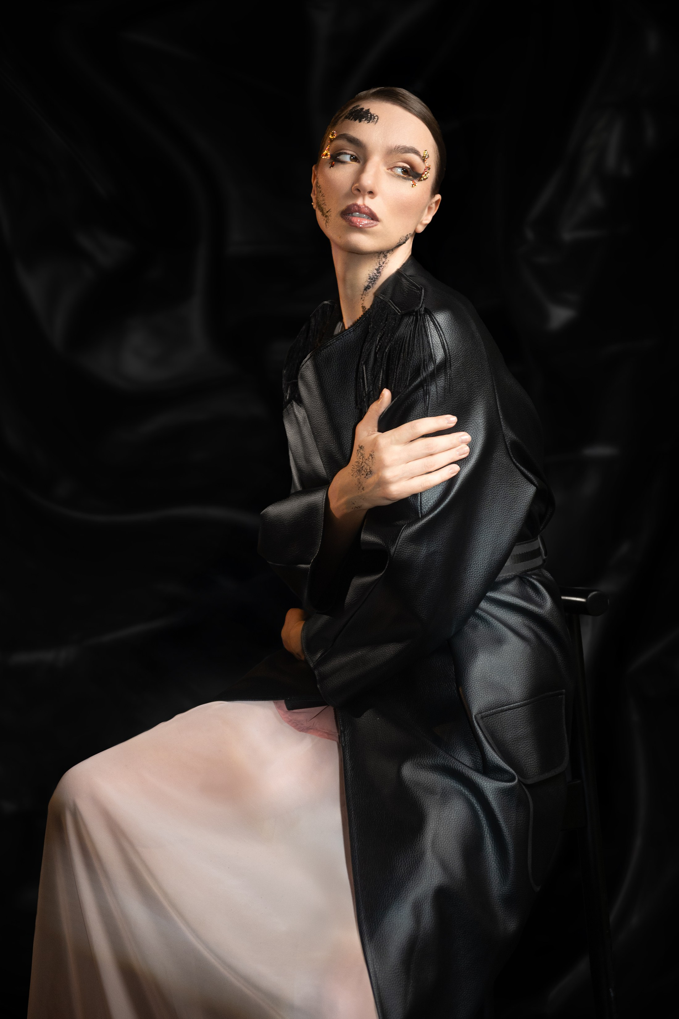 Арт-фотосессия в Москве под ключ. Портретный фотограф в Москве Артем Венглинский