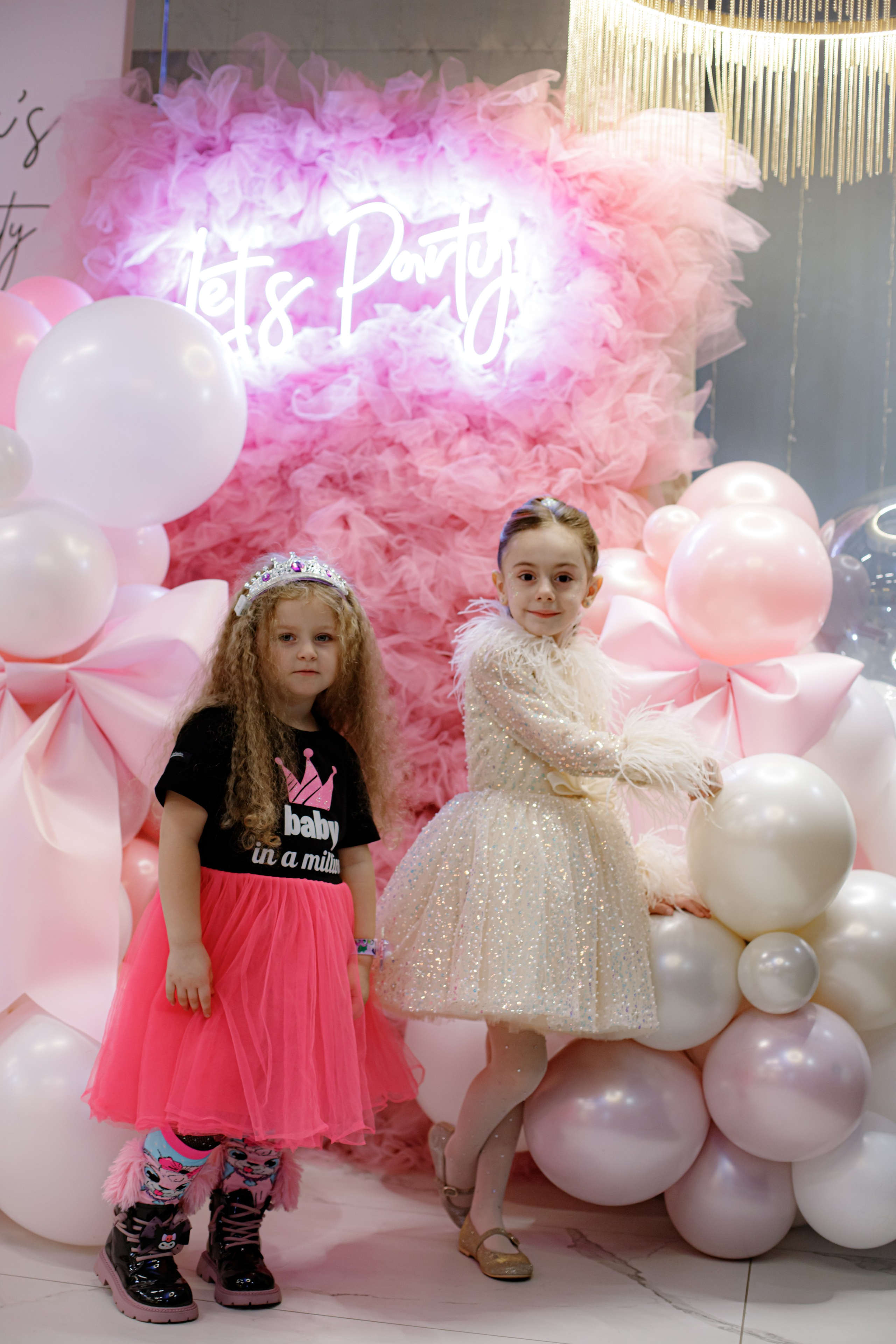 ASIA'S BIRTHDAY PARTY. Photokarish