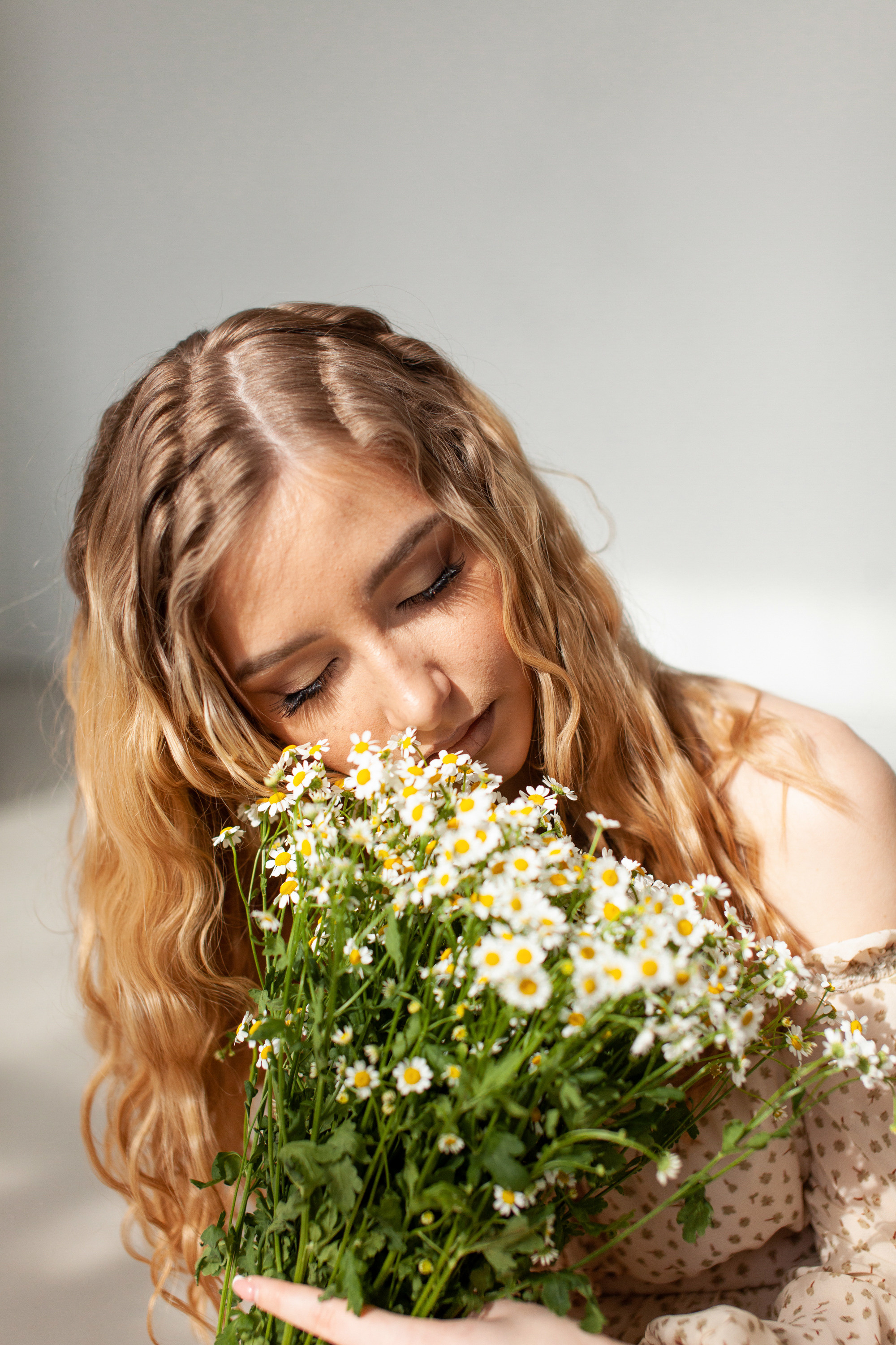 Лера и ромашки. Фотограф Сергиев Посад Москва Хованская Екатерина