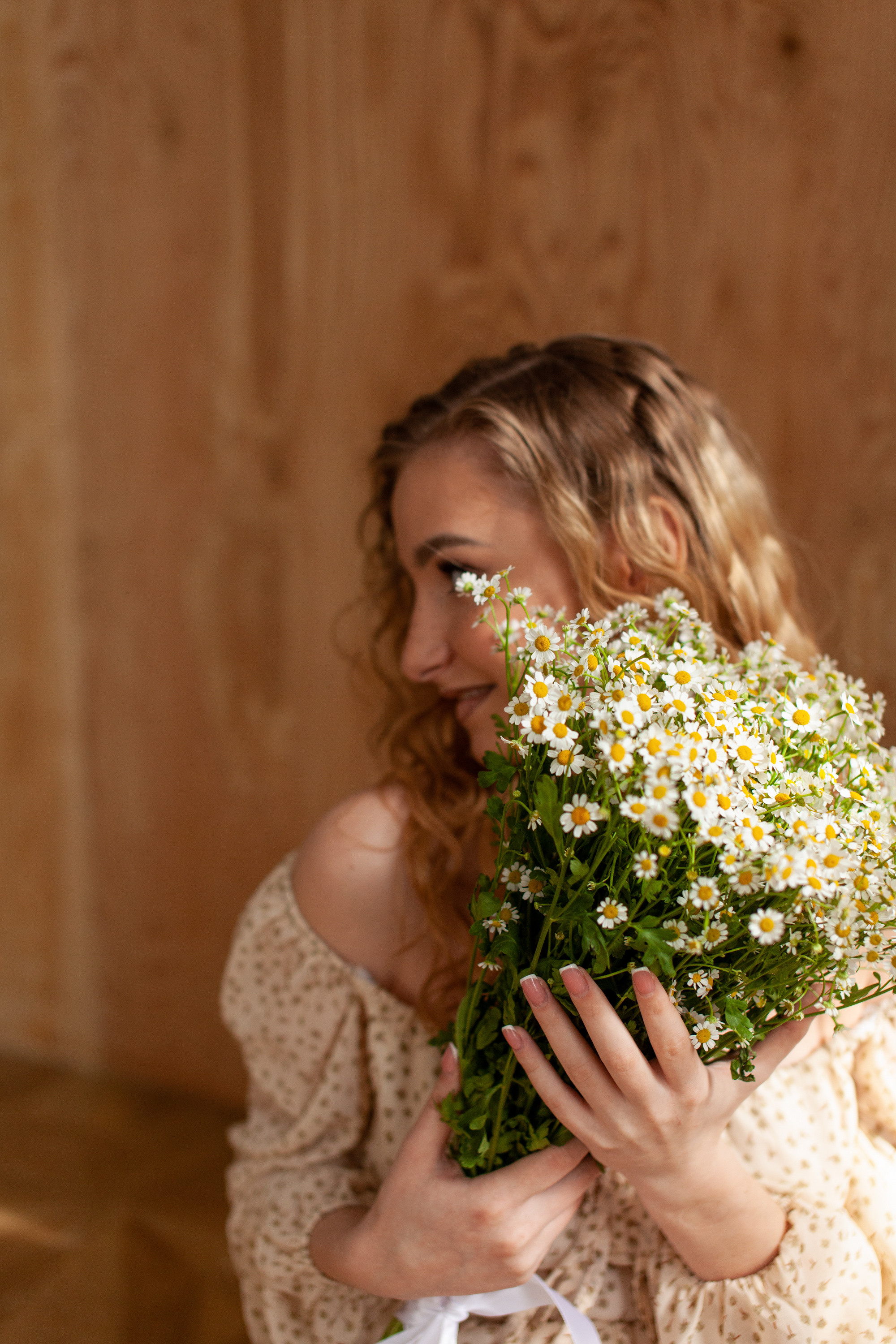 Лера и ромашки. Фотограф Сергиев Посад Москва Хованская Екатерина