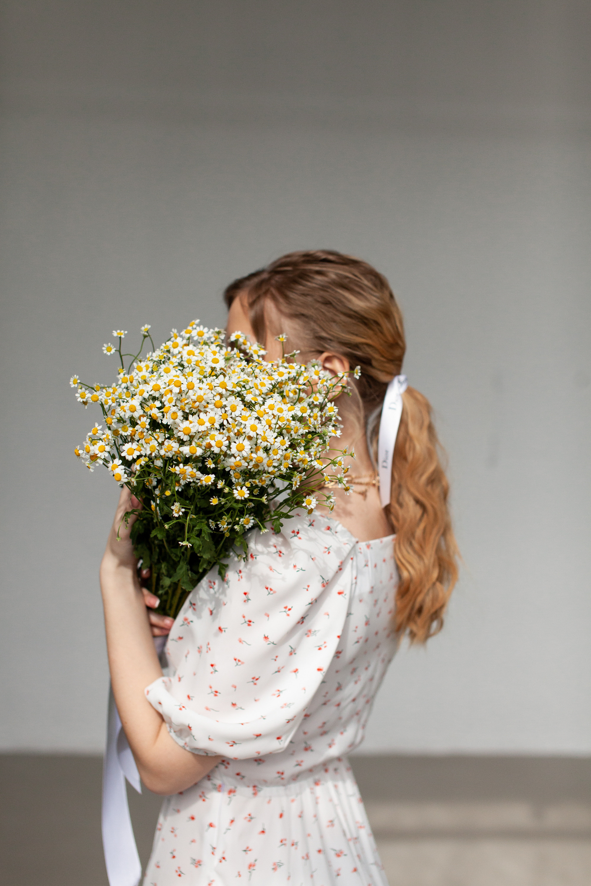 Лера и ромашки. Фотограф Сергиев Посад Москва Хованская Екатерина