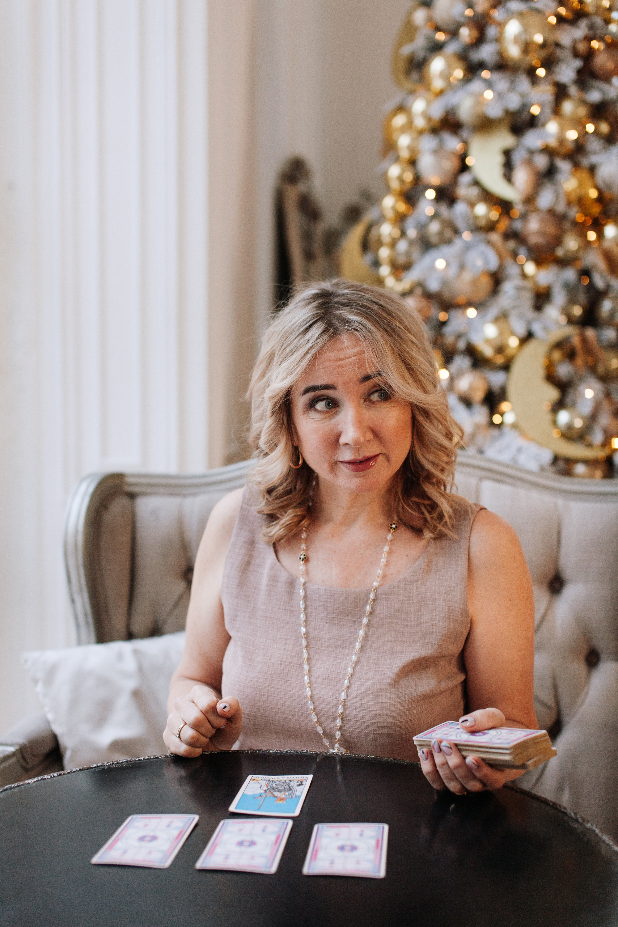 Юлия таролог. Фотограф Сергиев Посад Москва Хованская Екатерина