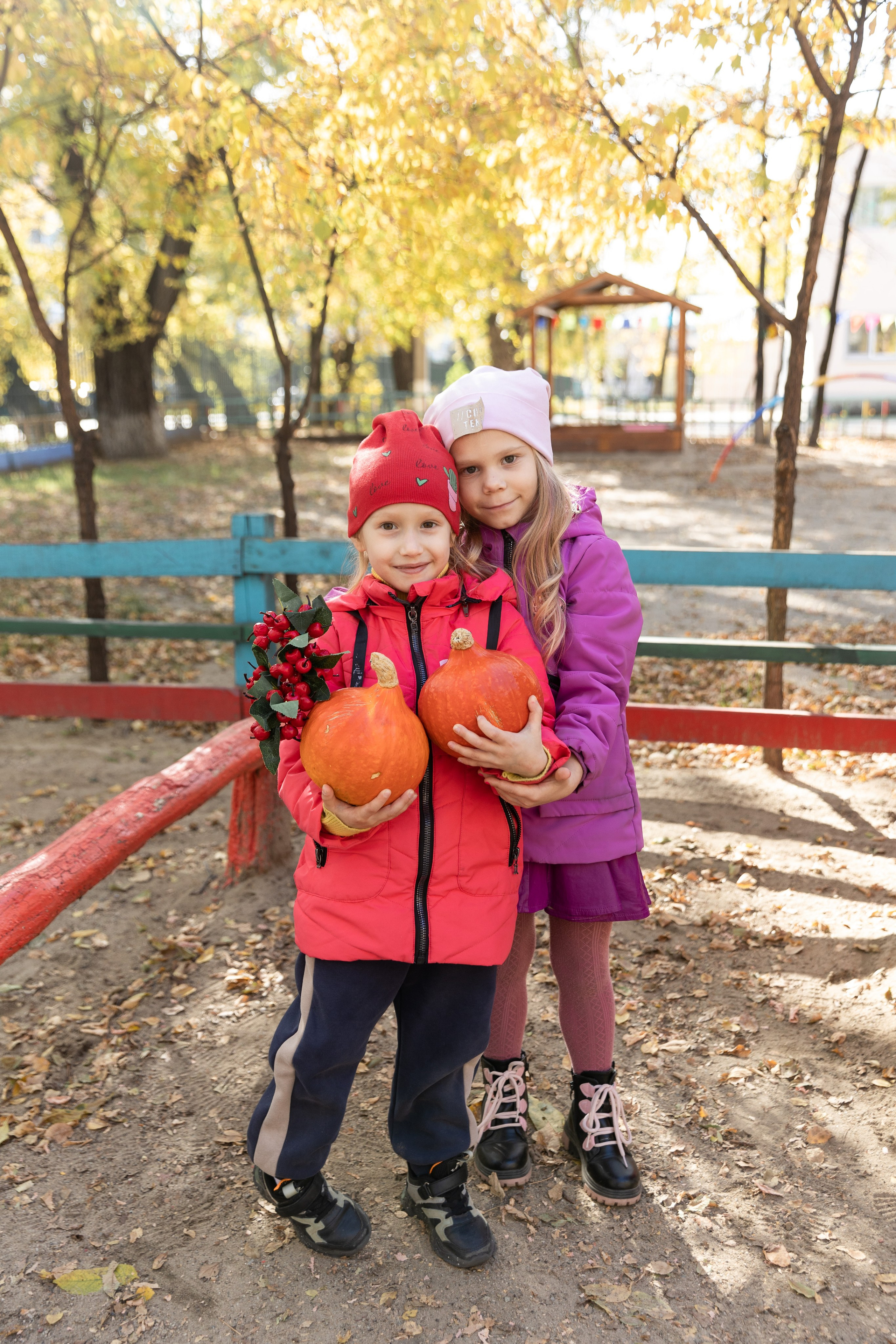 Здесь ^ Осенняя фотосессия. Семейный, детский, школьный фотограф в Благовещенске Яна Белоусова