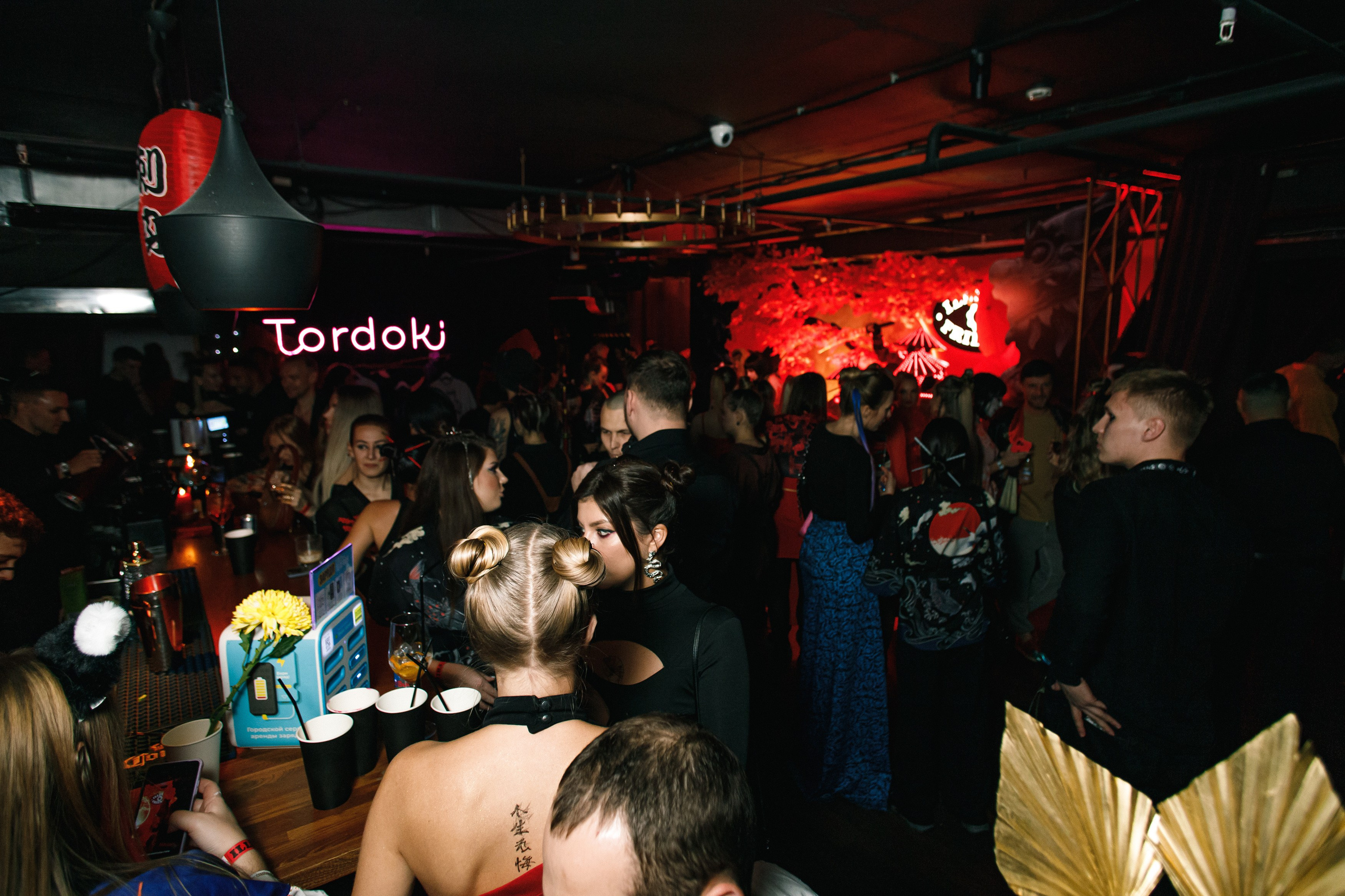 ILLEGAL FRIENDS | ASIA. СВОИ. ФОТООТЧЕТЫ-СОБЫТИЯ-МЕСТА