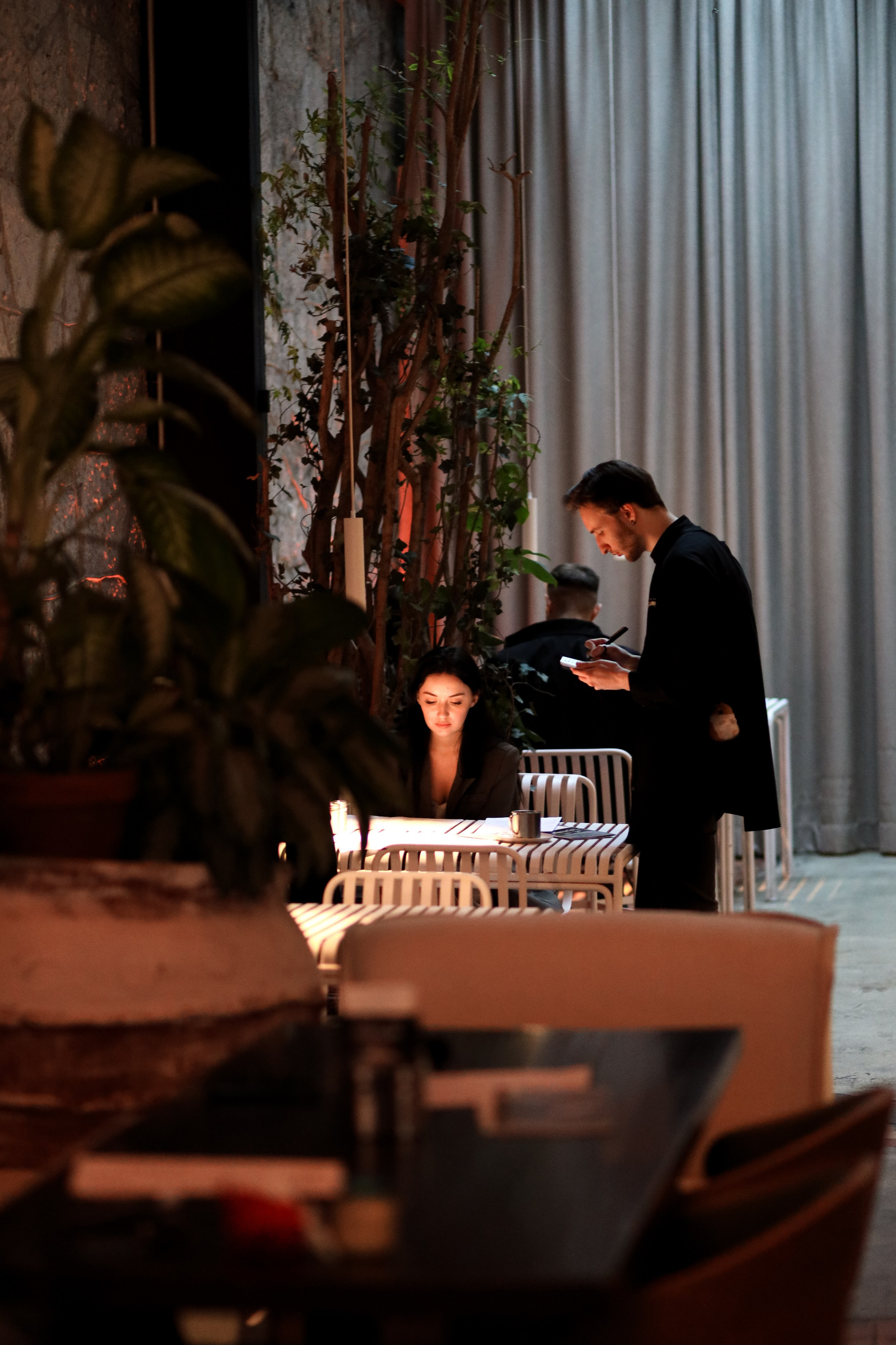 Gastrodvor «Диалог с Чеховым». Дженбаз Павел — фотограф в Ялте