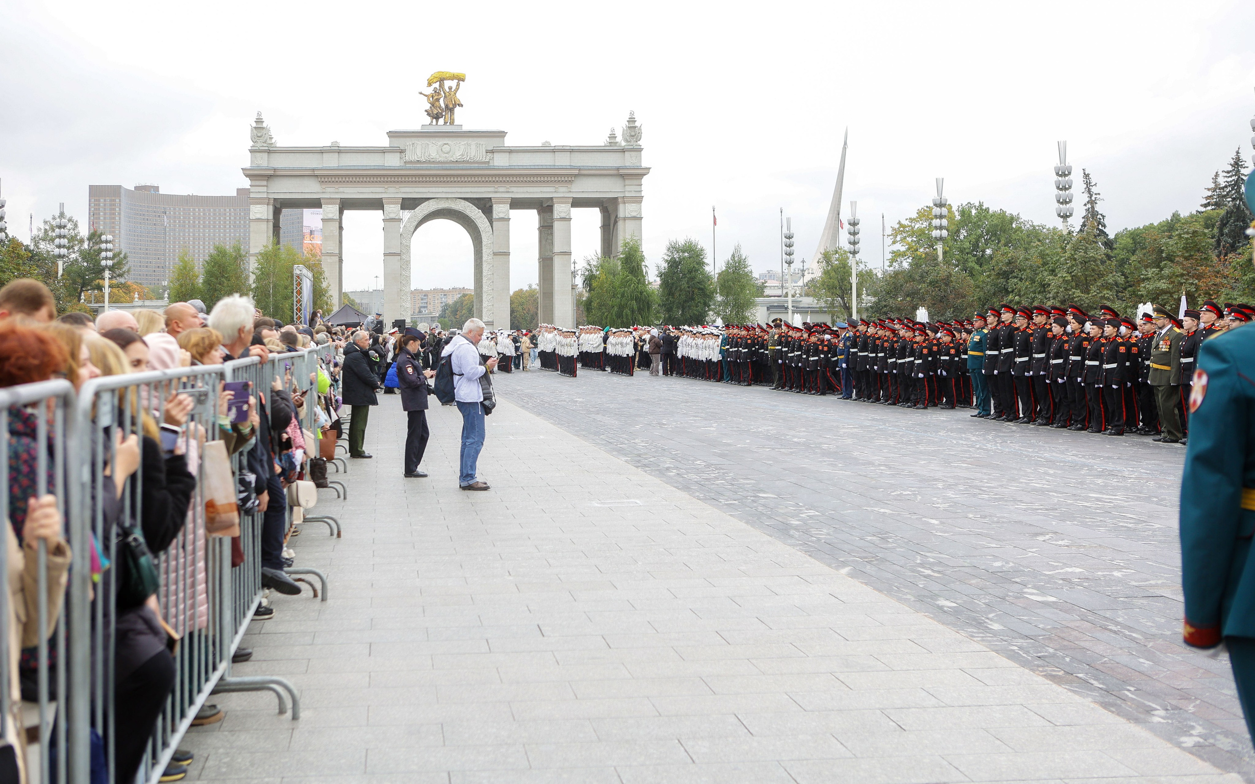 Посвящению в кадеты в Первом Московском кадетском корпусе, Дипломатической кадетской школы. Выпускные альбомы и школьный фотограф в Подольске, Троицке, Щербинке, Москве и Московской области
