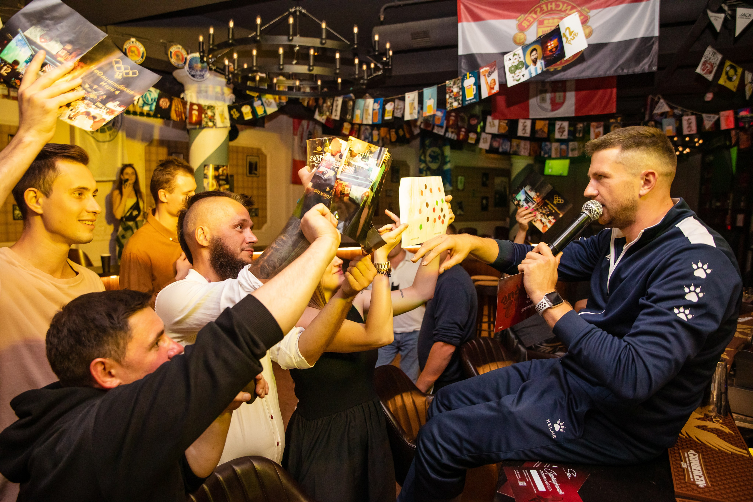Паб 12. Репортажный фотограф Минск ❘ Костецкий Илья ❘ Беларусь