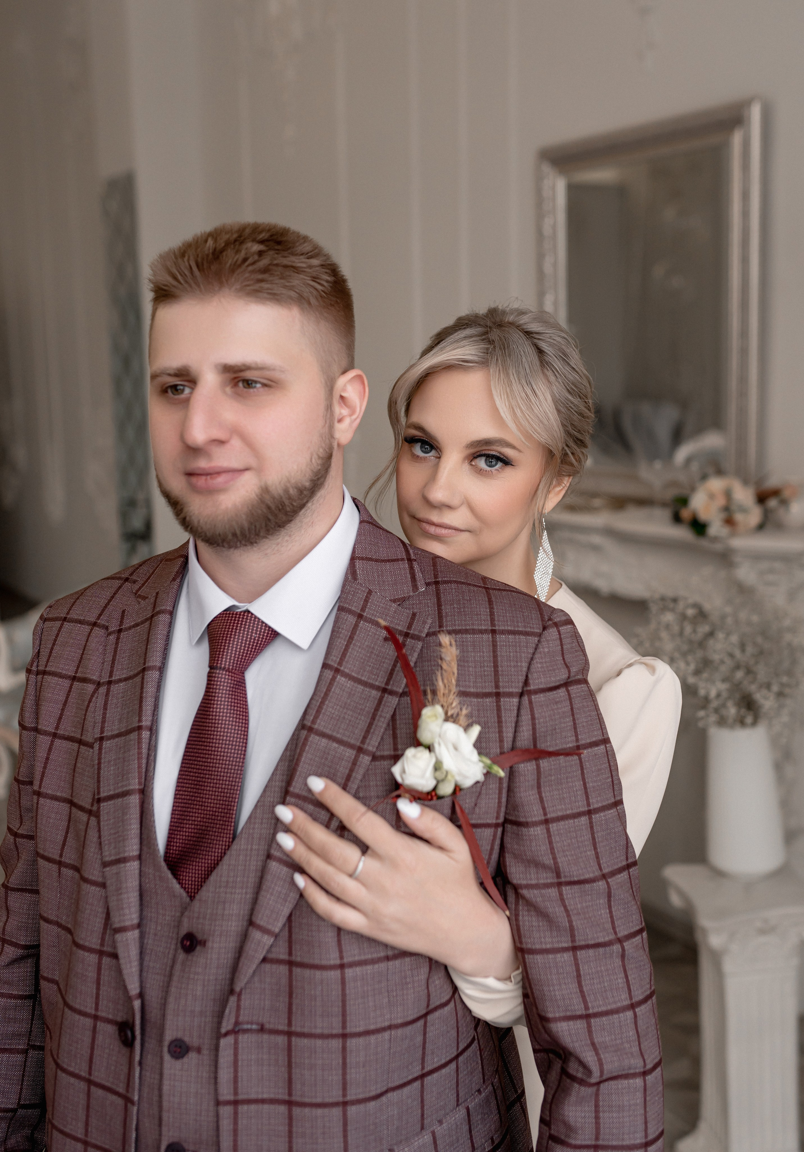 Свадебная фотосессия в студии. Фотограф Ким Наталья в Красноярске