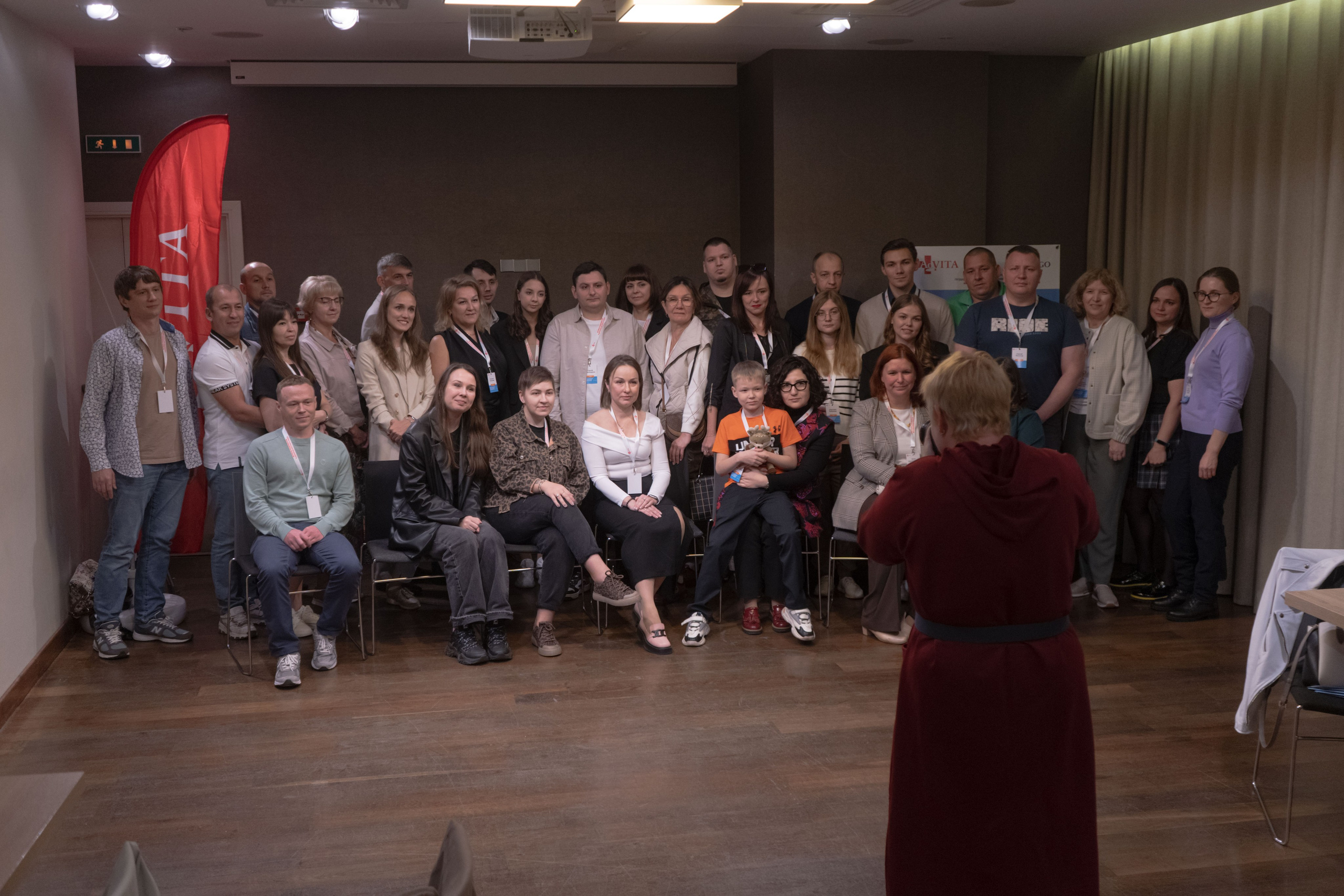 Встреча доноров и реципиентов костного мозга | Адвита. Юля Мурашова портретный и документальный фотограф