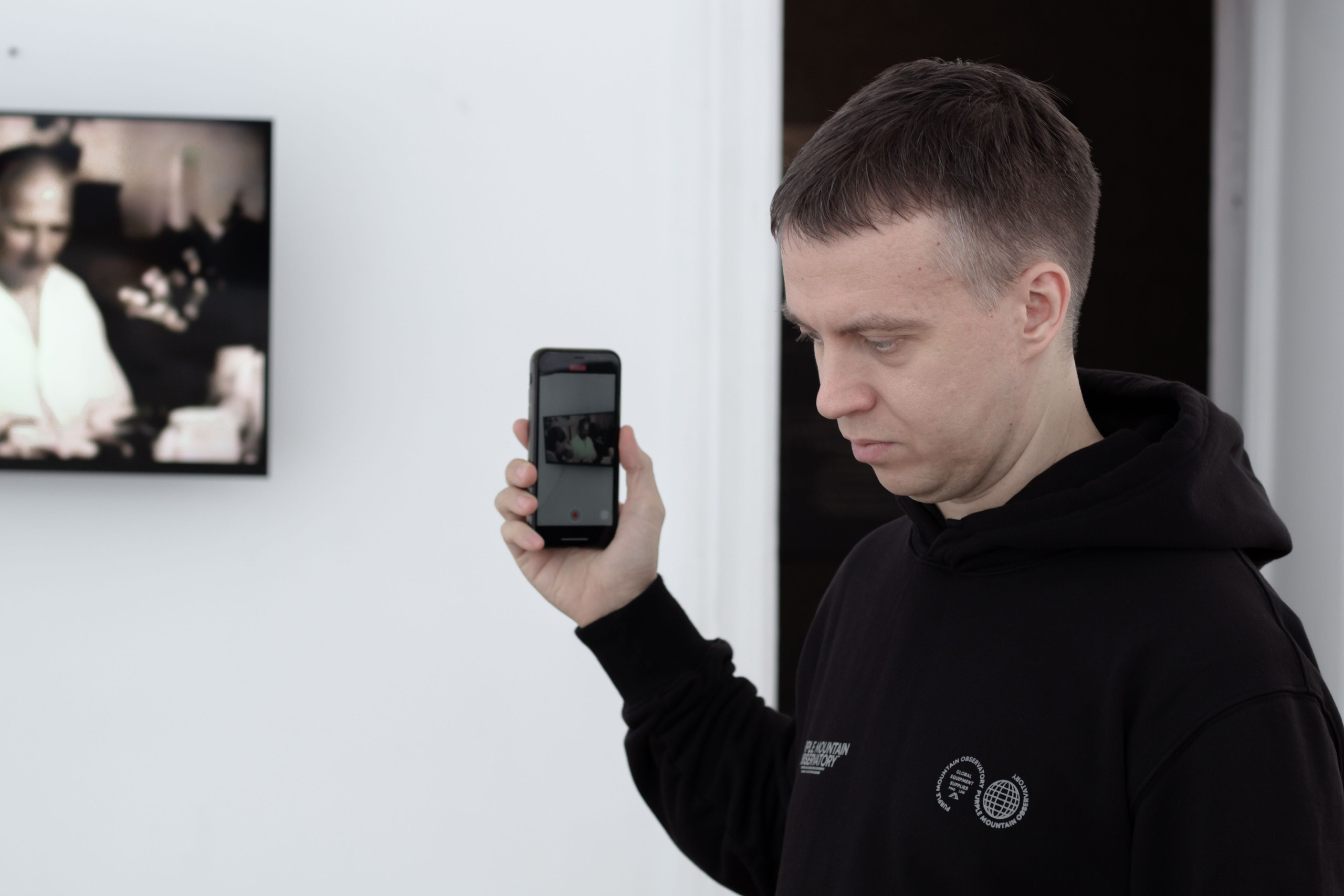 Один день из жизни сценариста. Юля Мурашова портретный и документальный фотограф