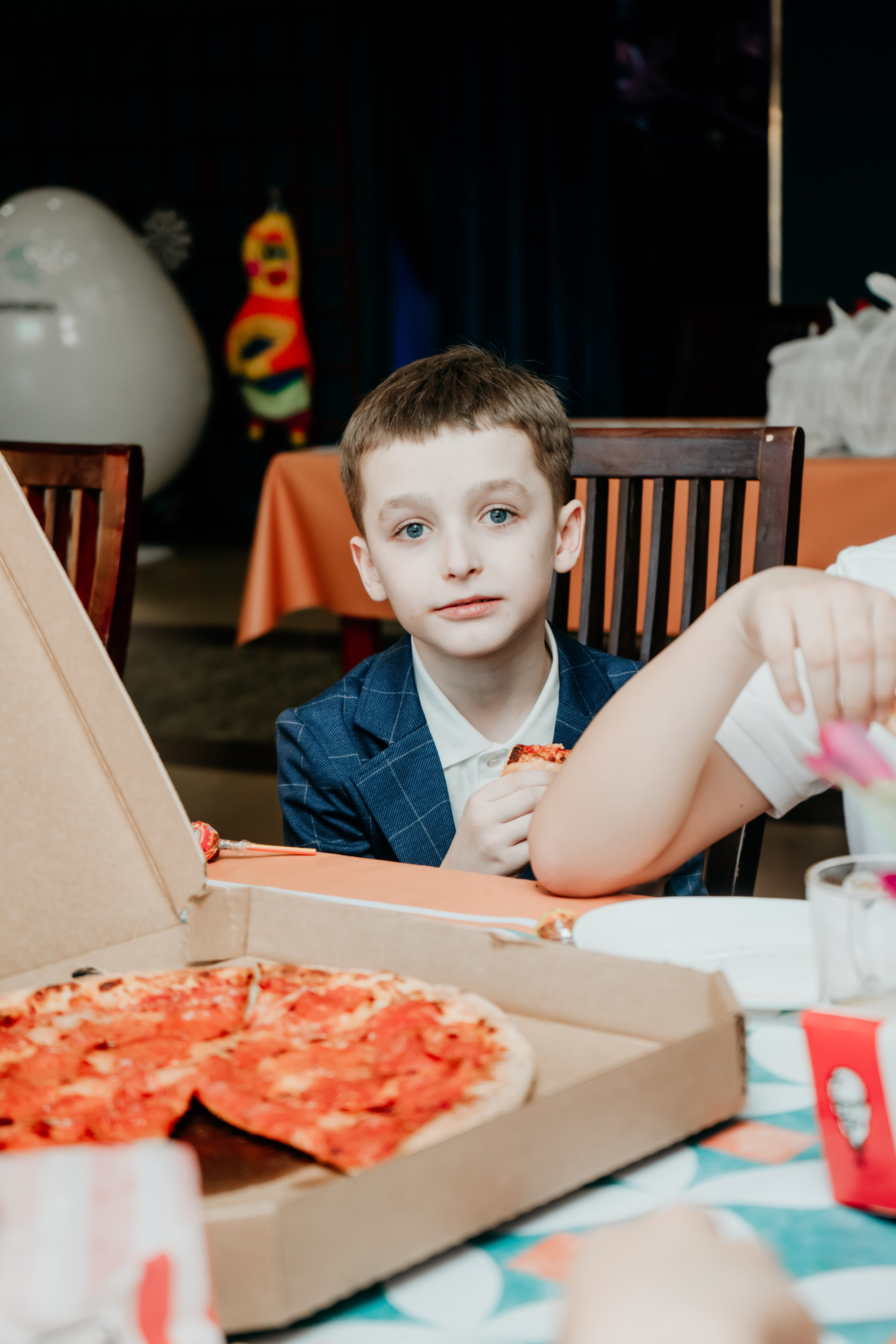 Детский фотограф в Улан-Удэ. сьемка утренников, школьных выпускных и детских праздников. Фотограф в Улан-Удэ. Свадебный фотограф в Улан-Удэ
