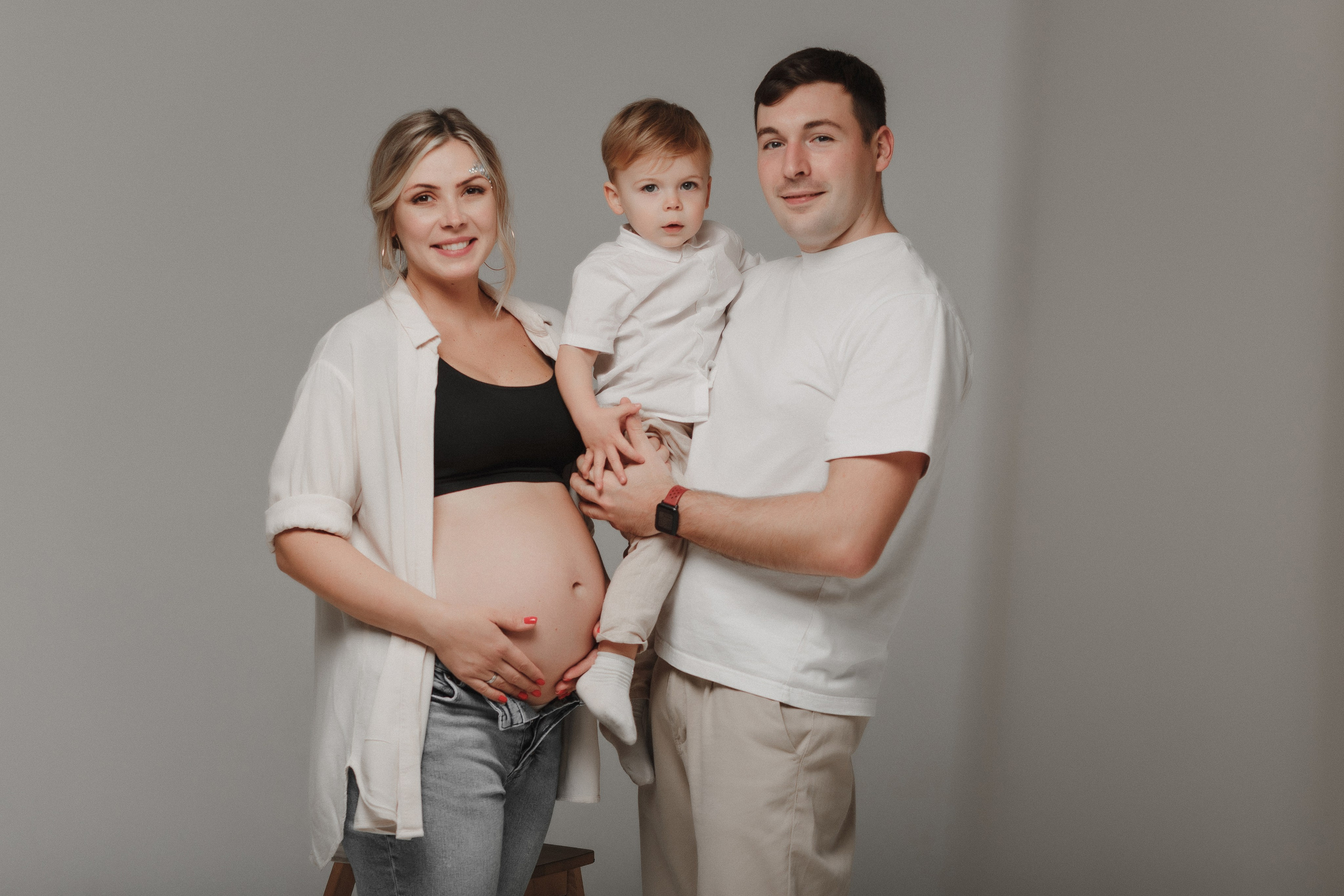 Вова, Катя и Илья в уникальной атмосфере фотостудии Таганрога. Свадебный и семейный фотограф в Таганроге Бакарюк Антон