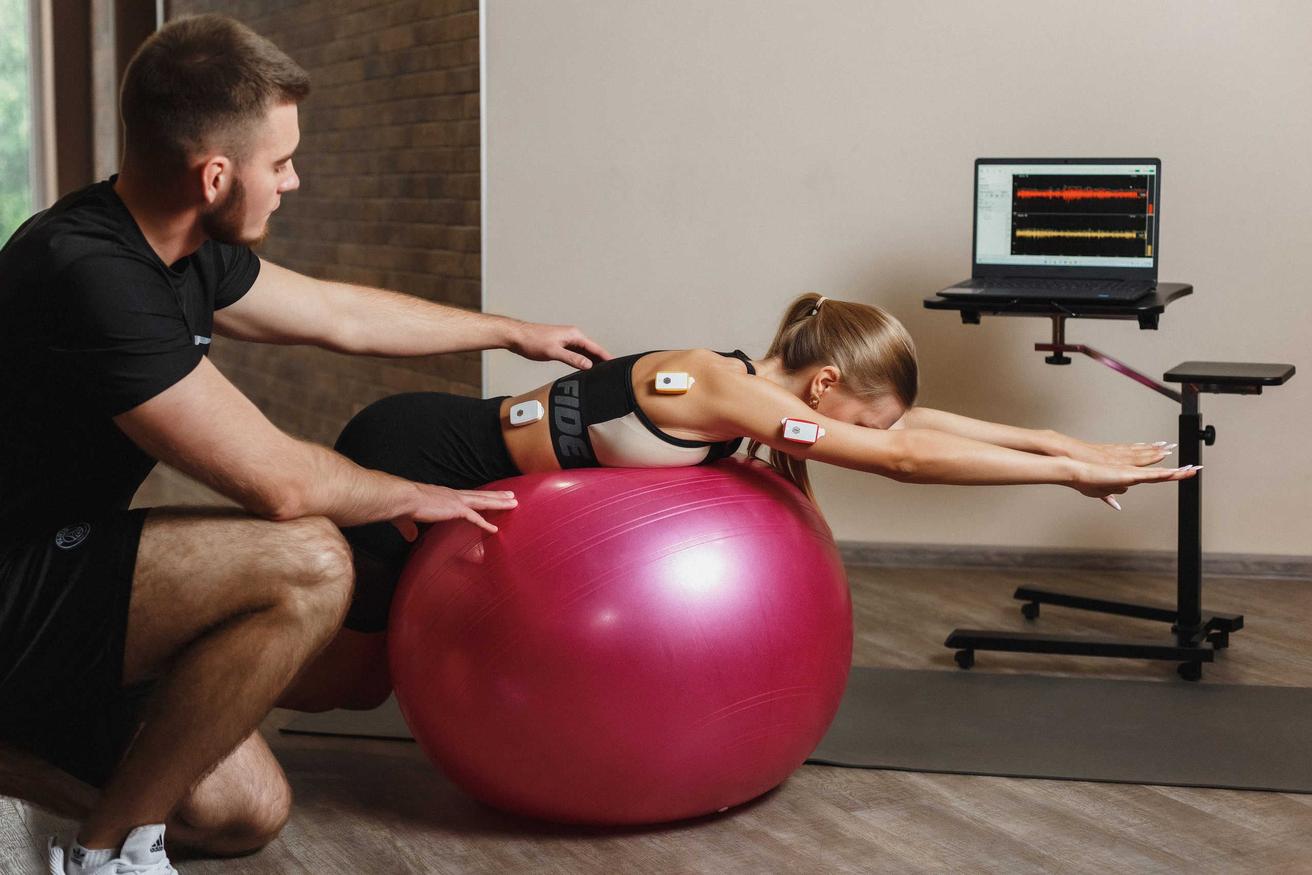 Съёмка Нейротеха в ART FITNESS Таганрог — Погружение в мир тренировок. Свадебный и семейный фотограф в Таганроге Бакарюк Антон