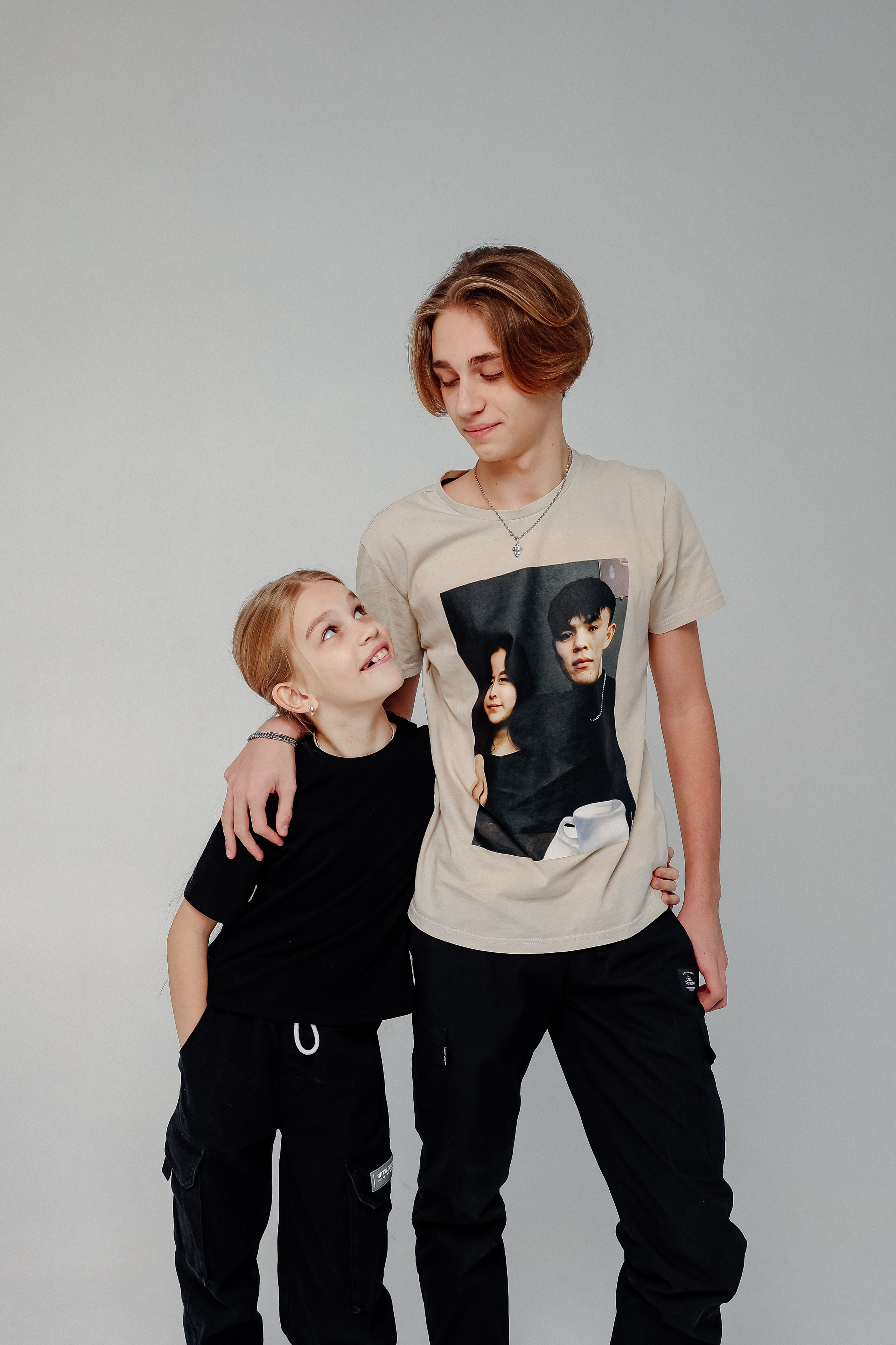 Минимализм. Фотограф Авилова Дарья ● Тюмень● Съемка больших семей ●Архив поколений