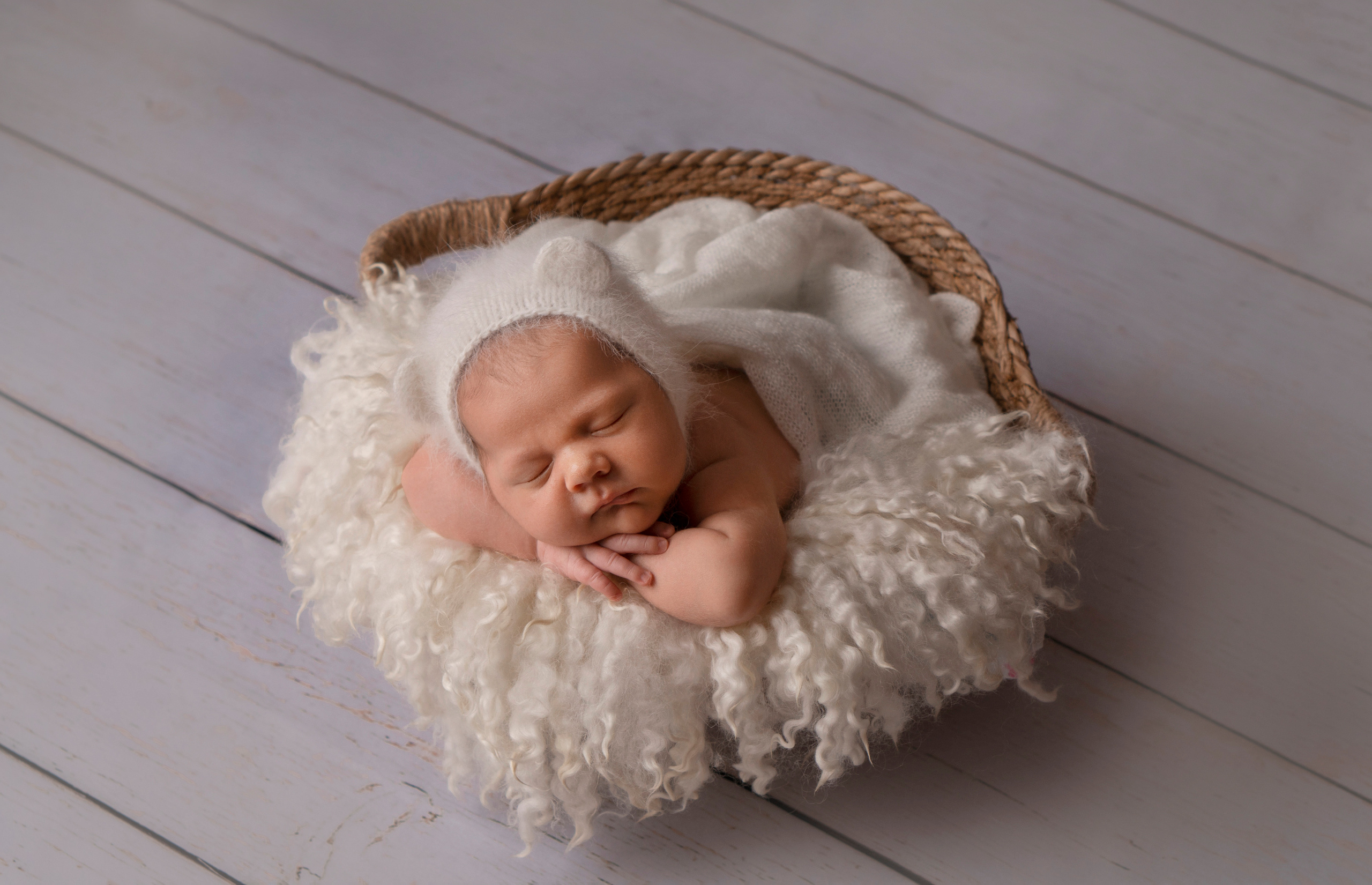 Съёмка новорожденных. Фотограф новорожденных в Новоалександровске Оксана Джолаева