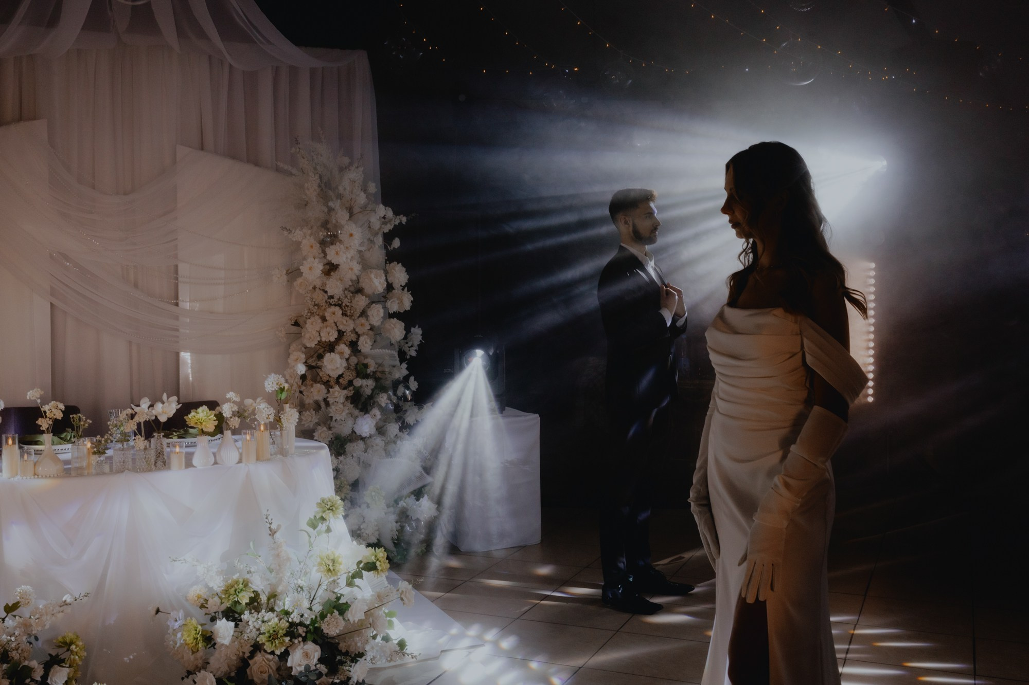 Перед банкетом (рест. Чабарок, Гомель). Свадебные фотографы в Гомеле и Минске Сергей и Анастасия Фещенок