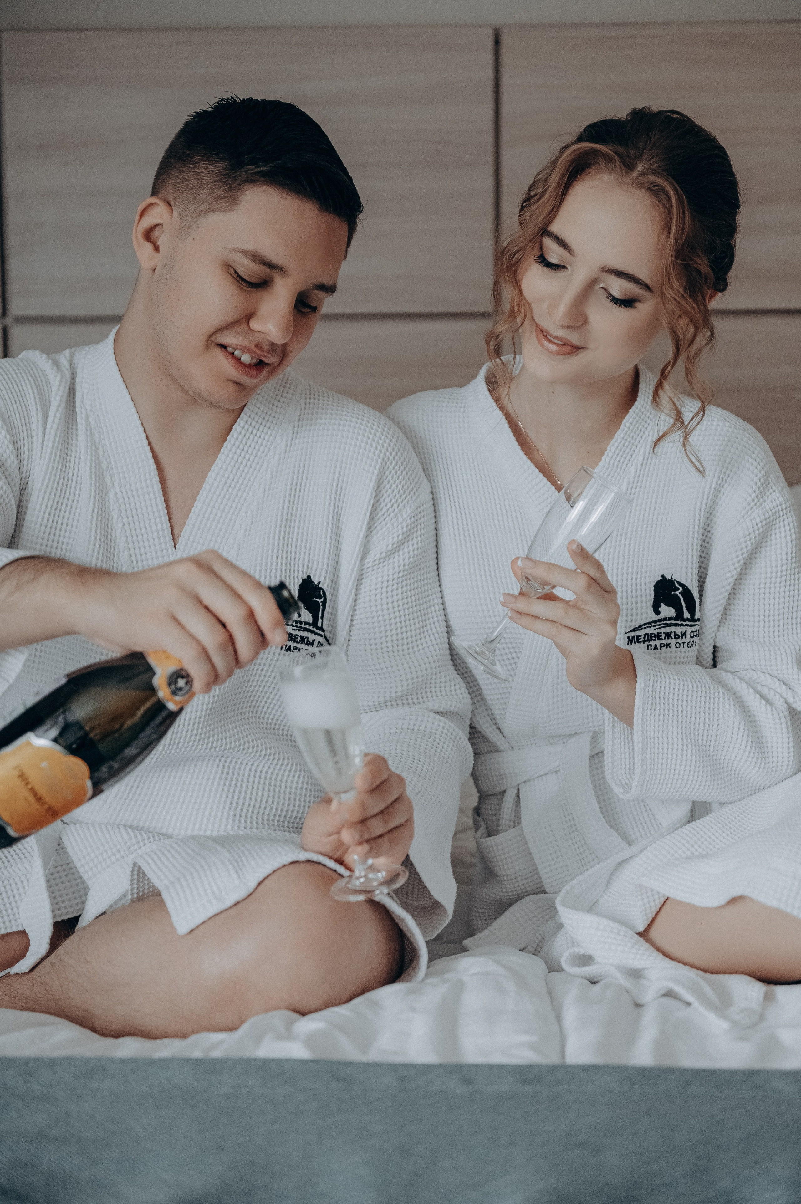 Осенняя нежность в Медвежьих озерах, Щелково. Свадебная фотоистория. Свадебный и семейный фотограф Виктория Носачёва. Щелково, Москва и МО