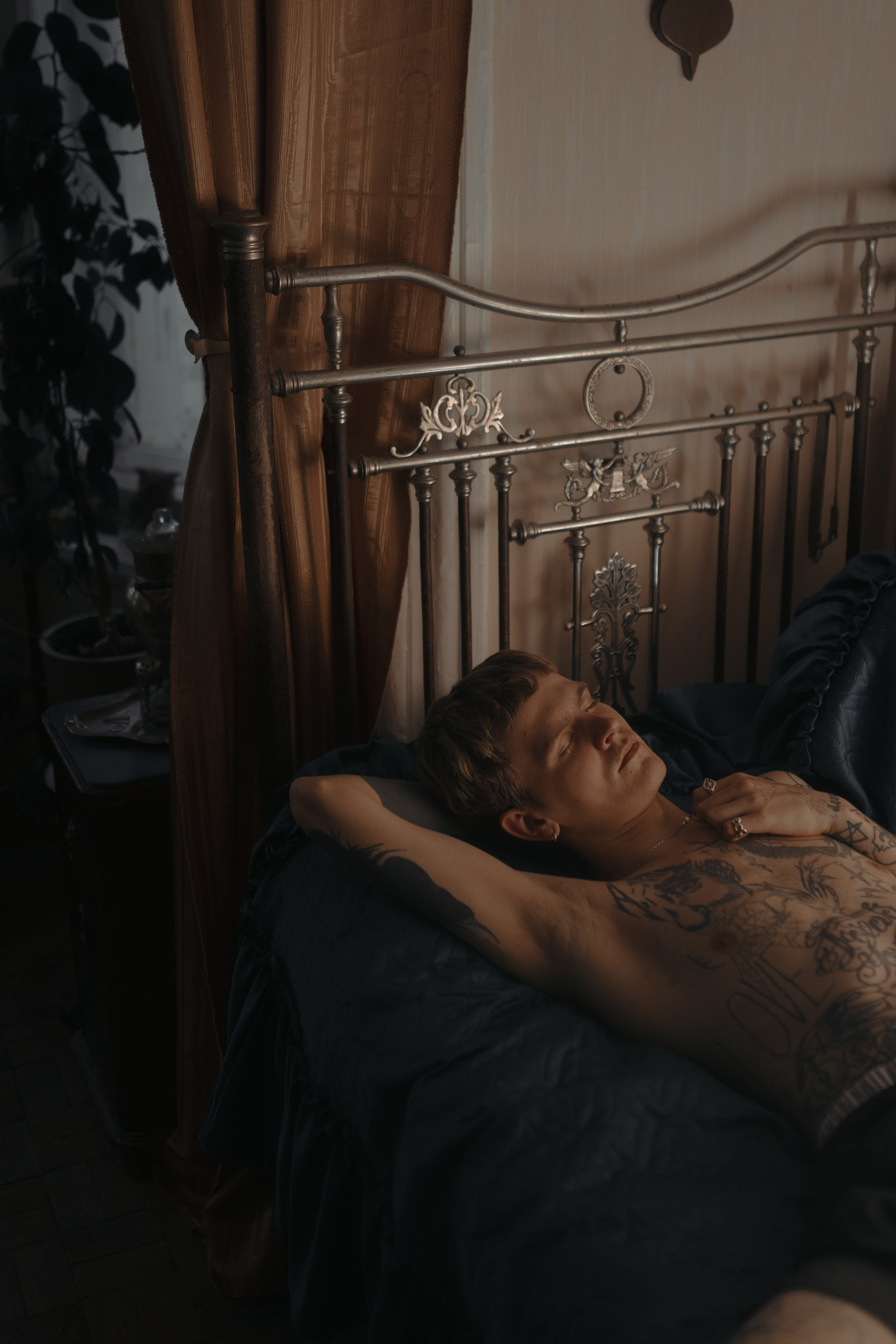 Loweliness. Backstage. @tomrus: Рустам Шагиморданов — фотограф