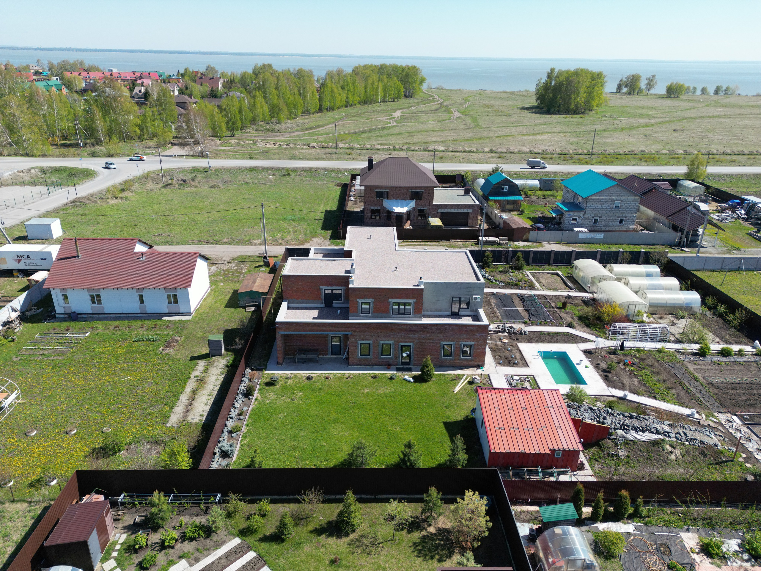 Кровля-2. Mintonov's Film Studio