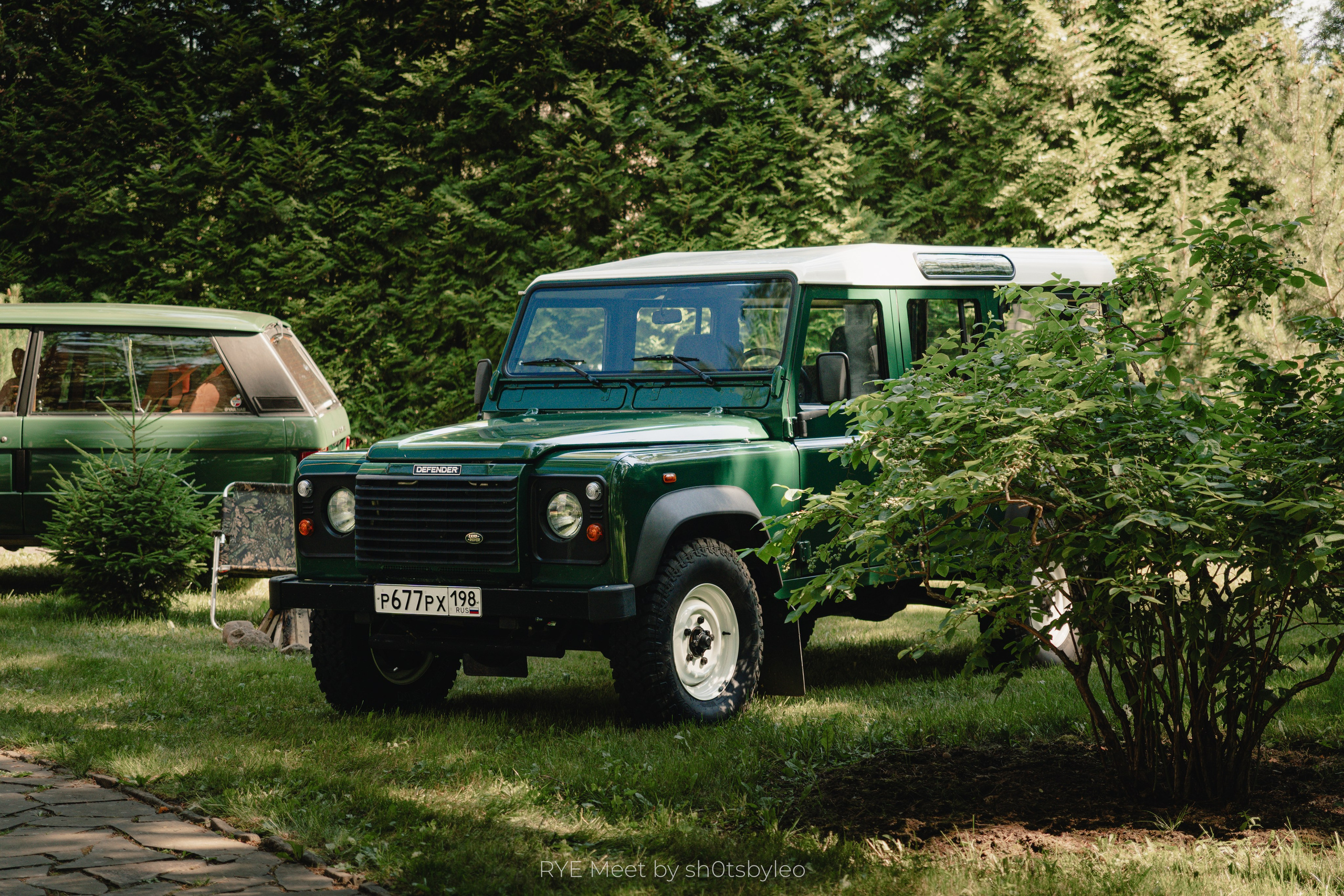 Масштабный летний фестиваль RYE Meet — встреча клуба любителей автомобилей старше 25-лет. Автомобильный фотограф Антон Цырулев