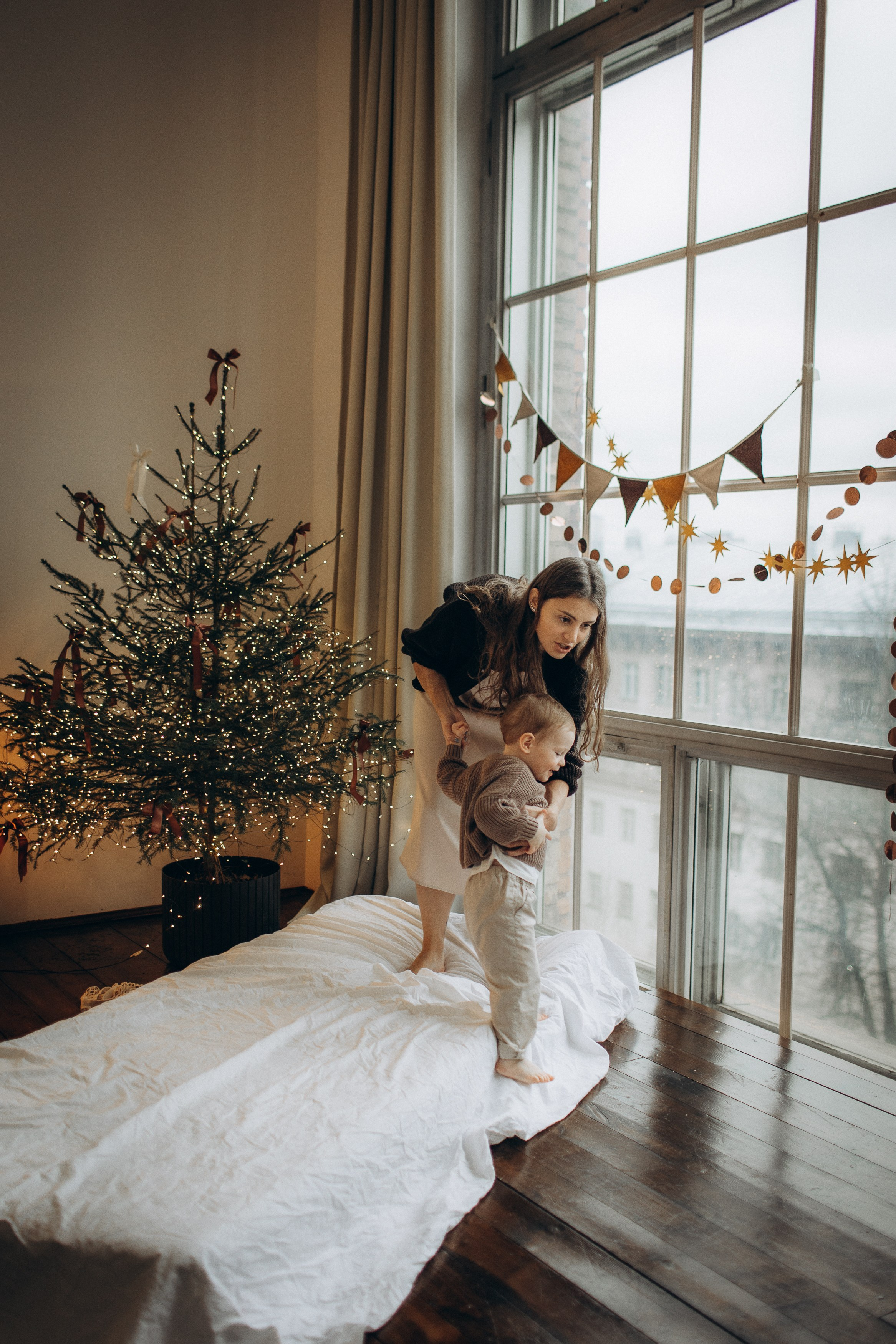 Семейная новогодняя фотосессия Москва мама и сын. Фотограф Владимир Москва