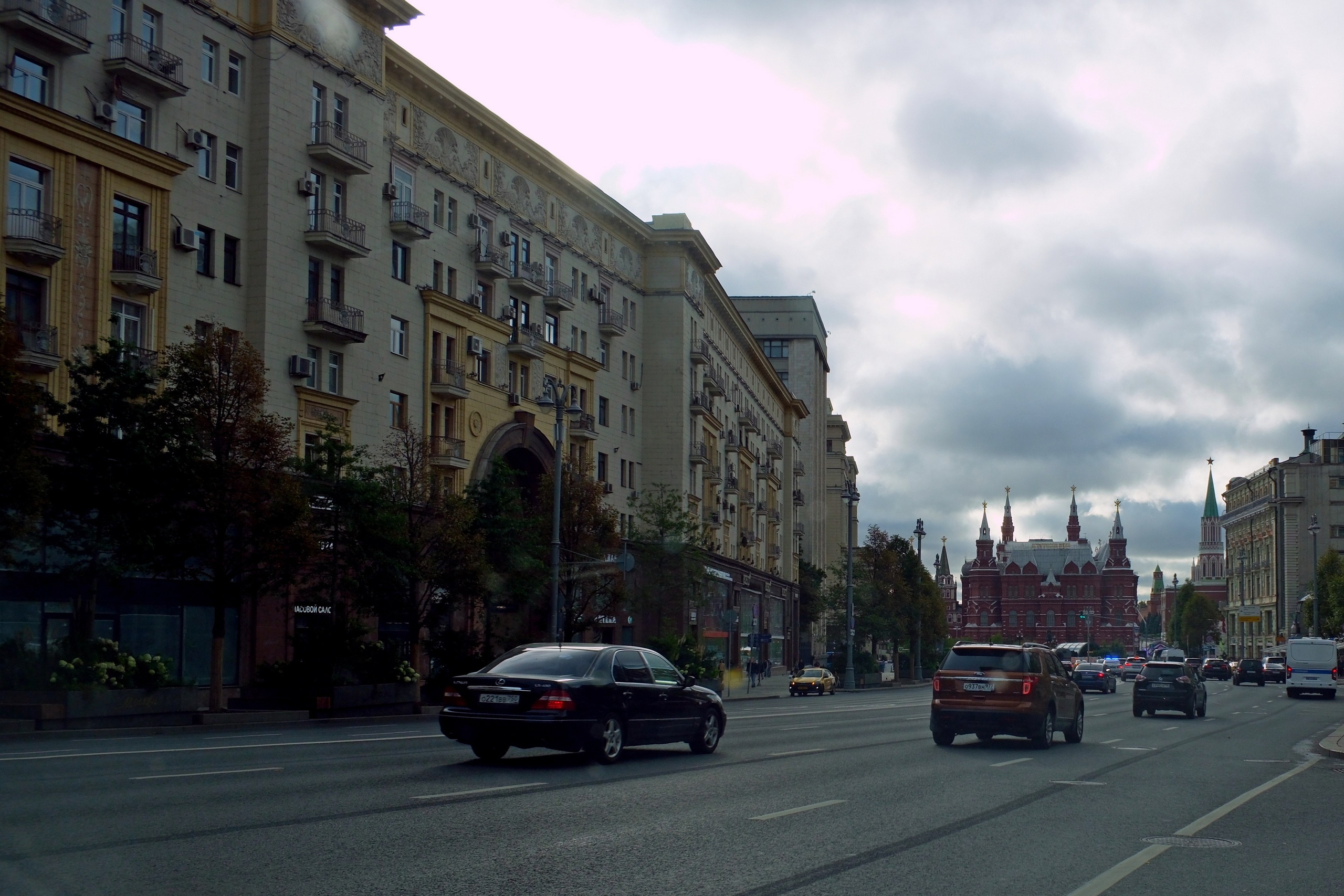 Сентябрь 2025. Улица, люди, жизнь…