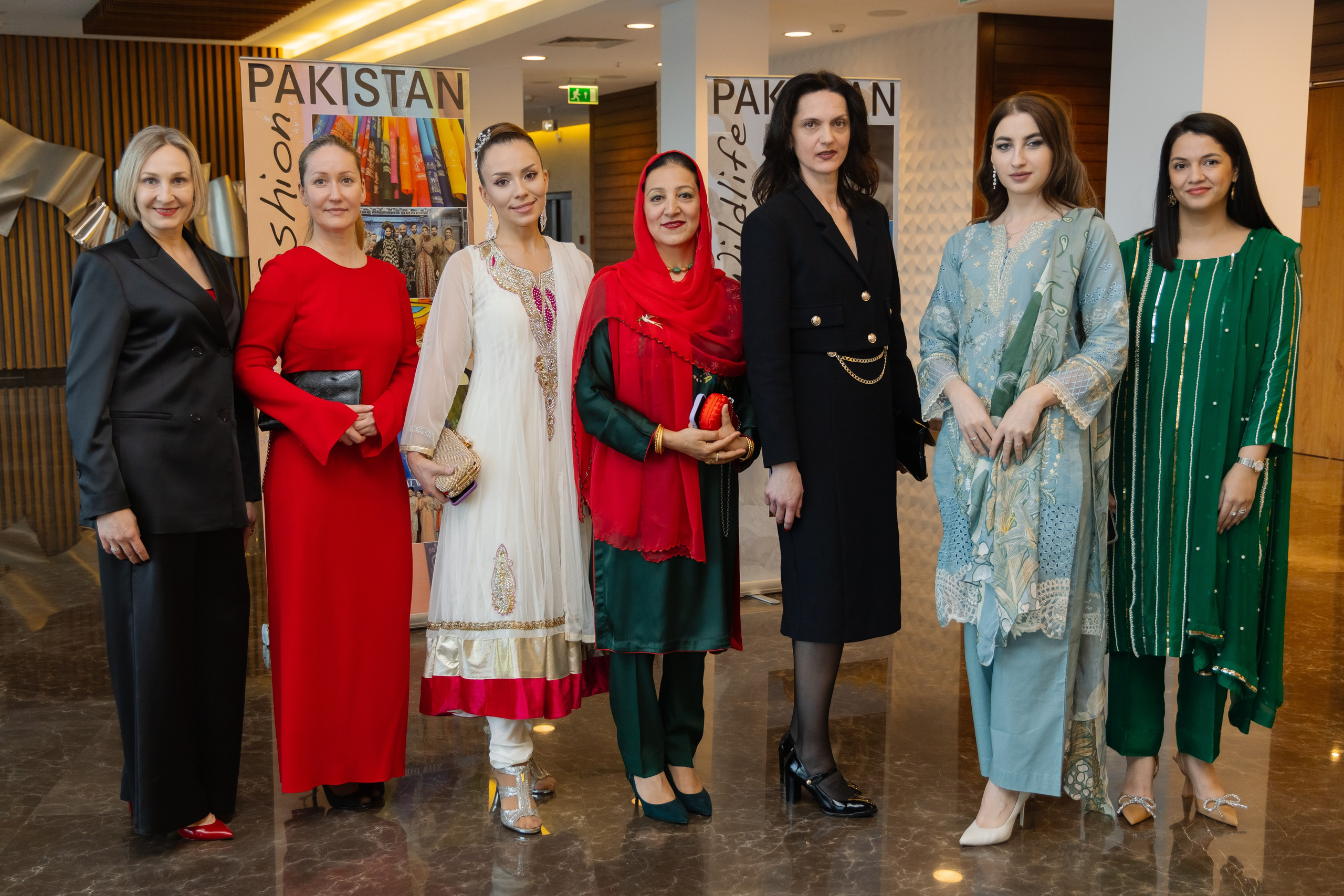 Фотосъемка делегации Пакистана в Беларуси в отеле Марриотт. Свадебный фотограф в Минске/Беларуси Сергей Спиридонов