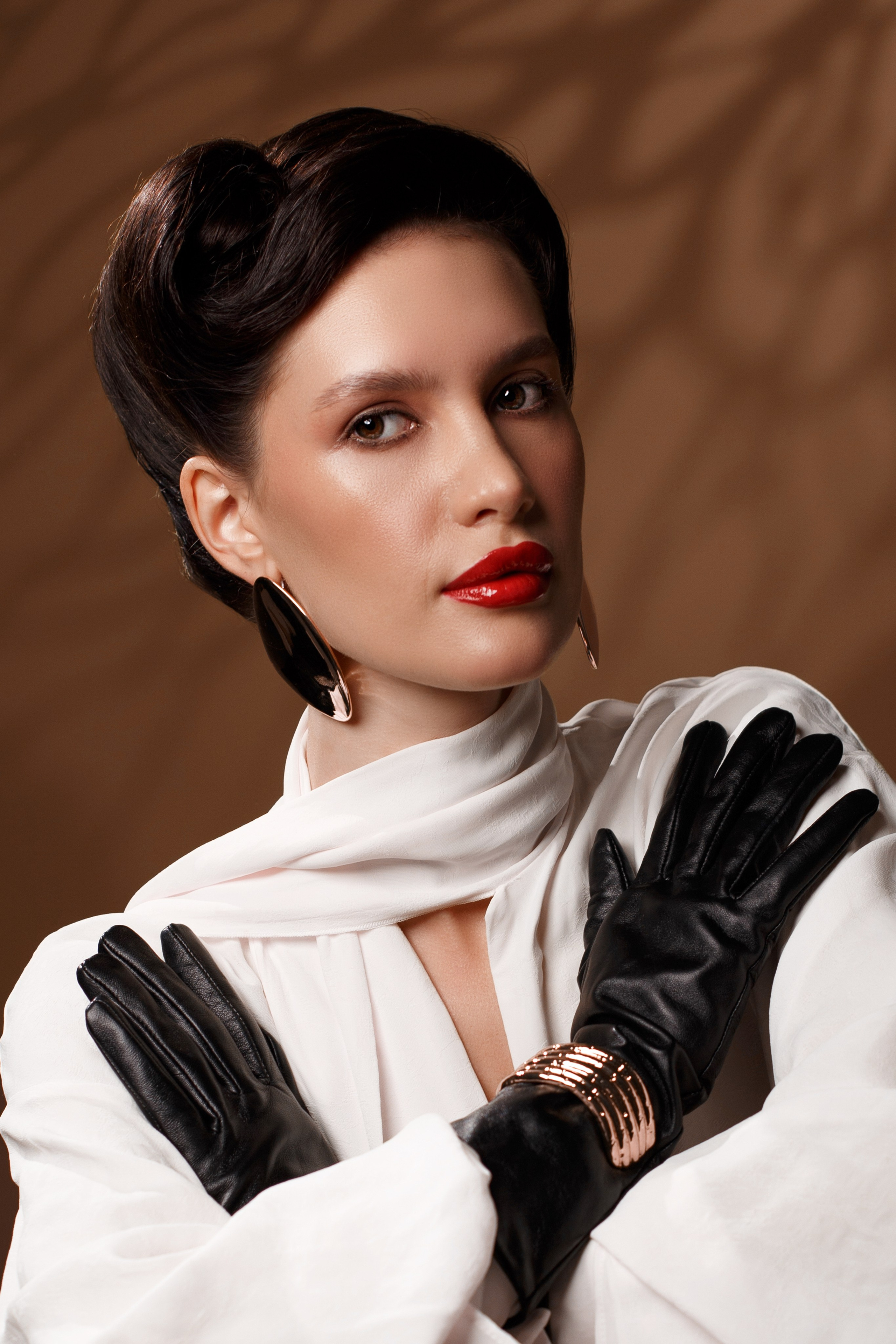 Студийная съемка женского бьюти портрета Пятигорск. Фотограф Ставрополь Пятигорск Елизавета Дарина